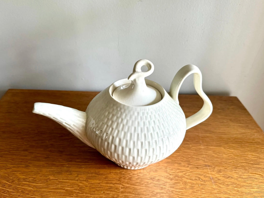 Vtg Red Wing China 20th Century Tea Pot With Lid | Red Wing Capistrano Tea Pot | MCM Dinnerware| Redwing Textured MCM Shaped Serving Pot