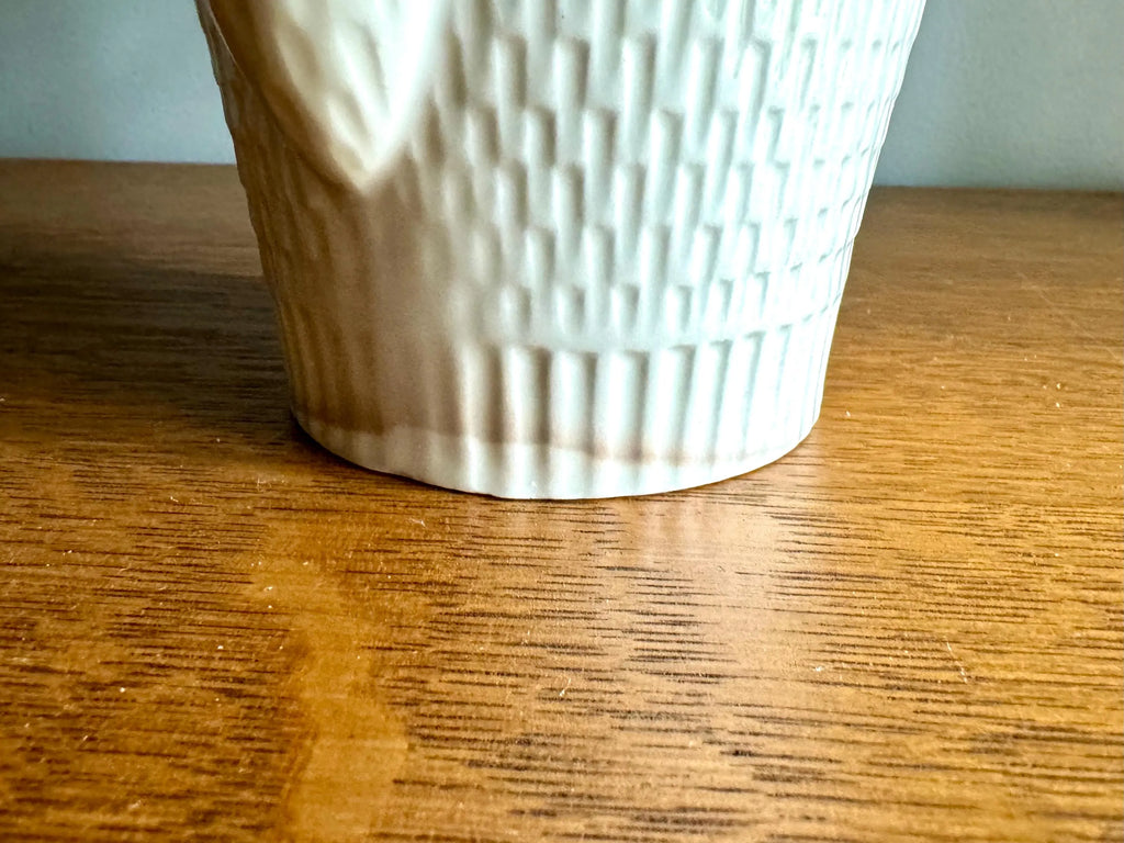 Vtg Red Wing China 20th Century Coffee Pot With Lid | Red Wing Capistrano Tea Pot | Redwing Textured MCM Shaped Serving Pitcher