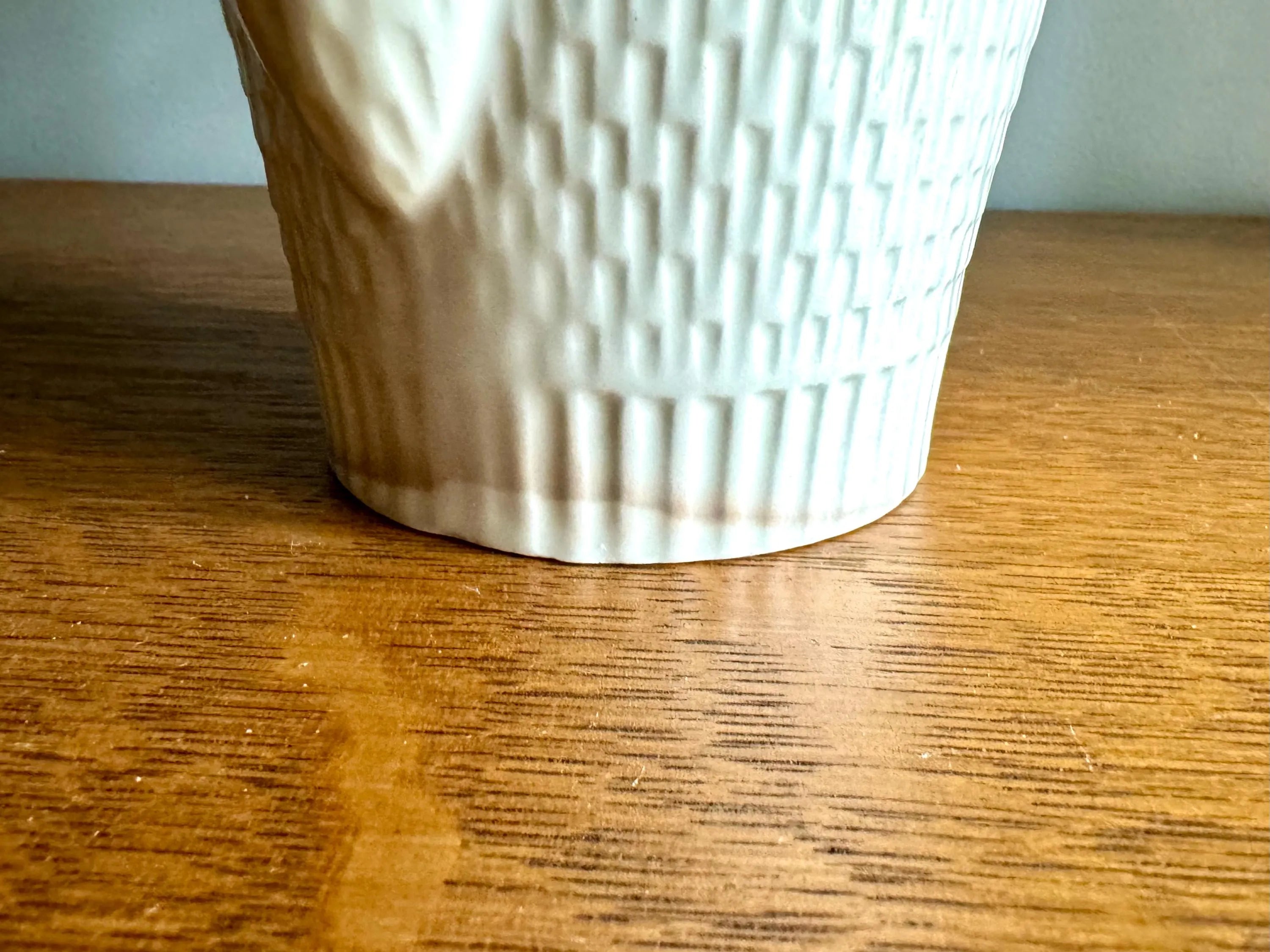 Vtg Red Wing China 20th Century Coffee Pot With Lid | Red Wing Capistrano Tea Pot | Redwing Textured MCM Shaped Serving Pitcher