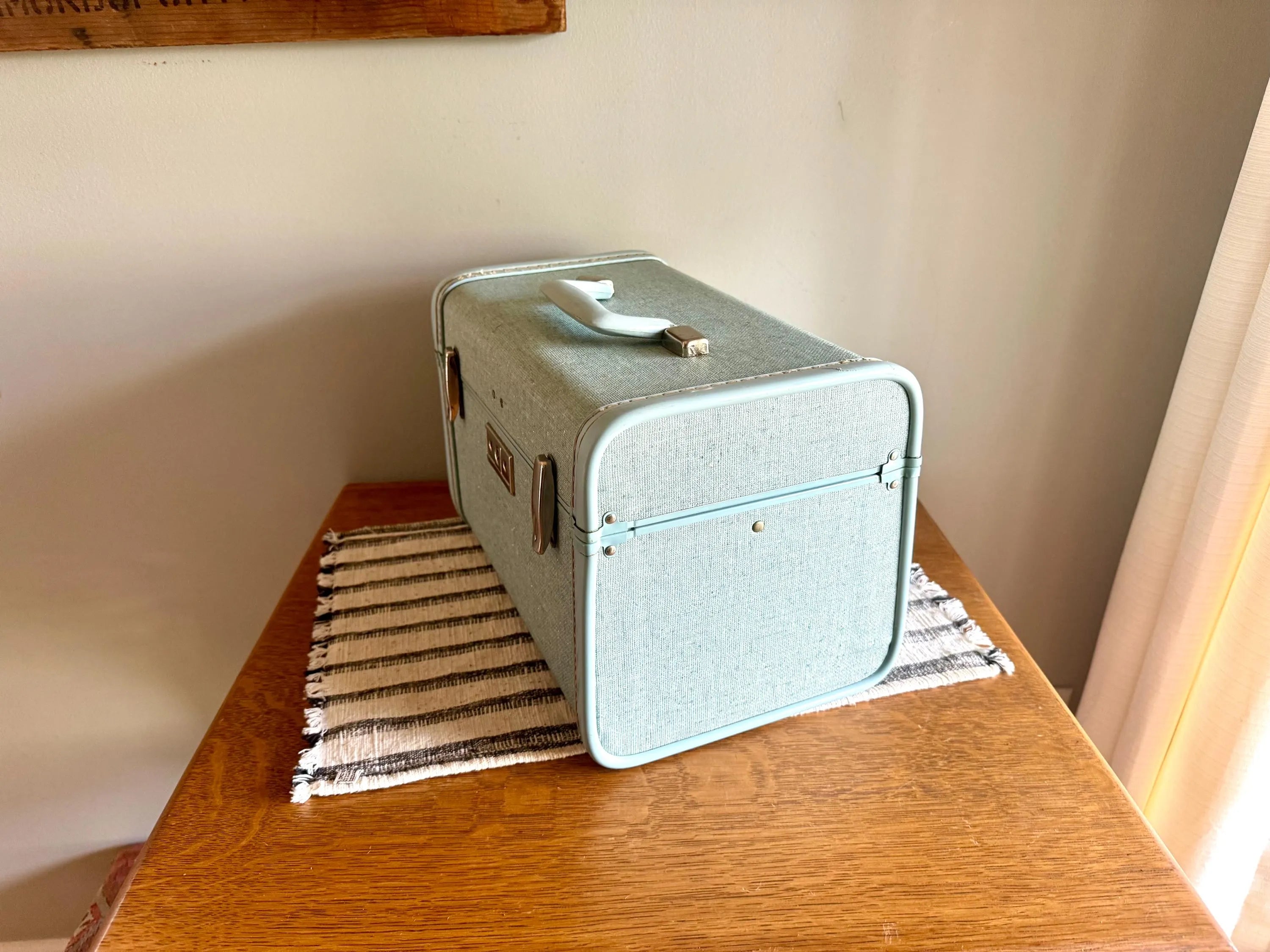 Vtg Royal Traveller Luggage Travel Bag | Baby Blue Train Case | Blue Train Case | Baby Blue Cosmetic Case With Tray