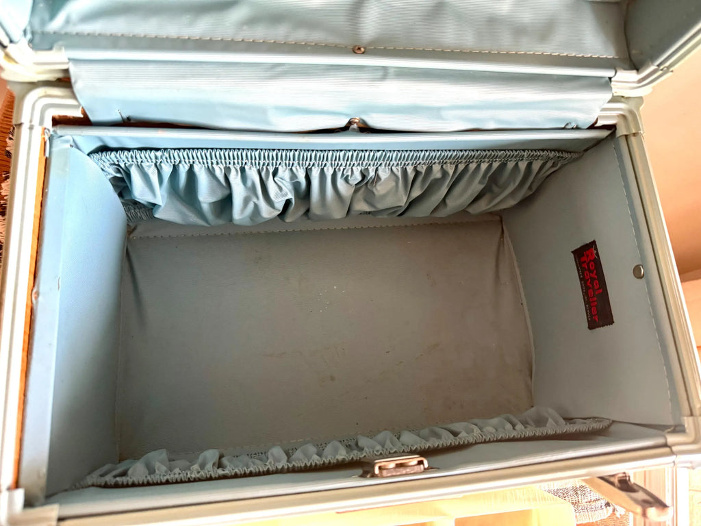 Vtg Royal Traveller Luggage Travel Bag | Baby Blue Train Case | Blue Train Case | Baby Blue Cosmetic Case With Tray