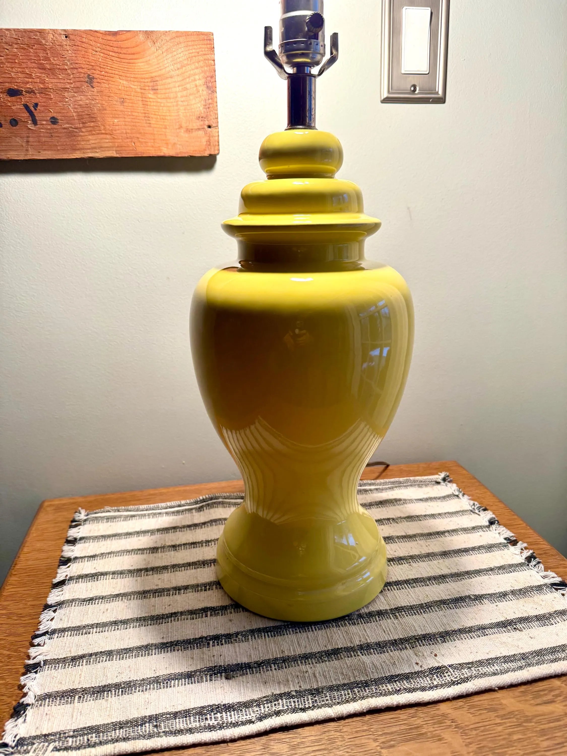 Mid Century Yellow Ginger Jar Ceramic Lamp | Haeger Canary Yellow Ceramic Lamp | 70's Yellow Ceramic Table Lamp | MCM Decor