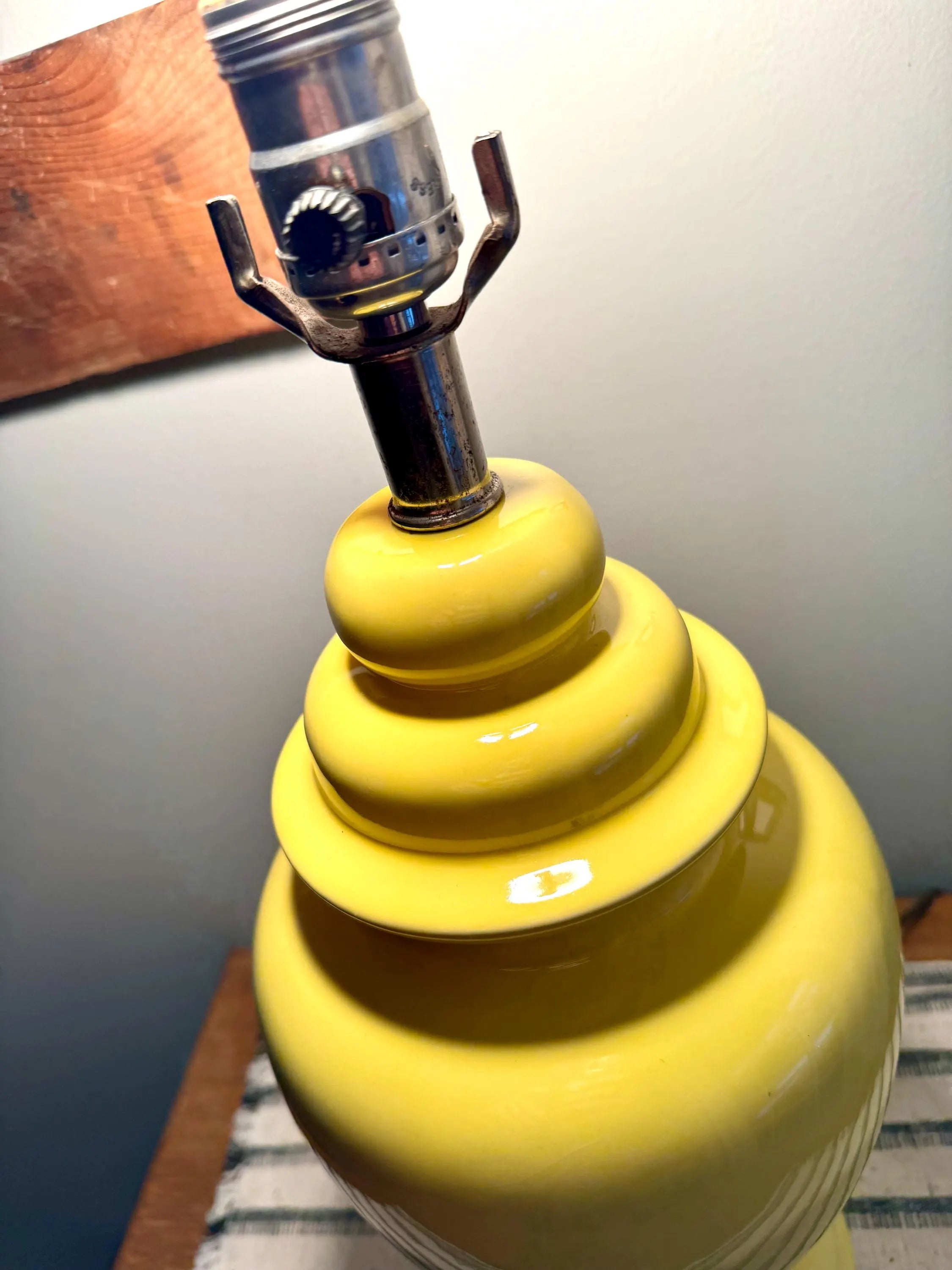 Mid Century Yellow Ginger Jar Ceramic Lamp | Haeger Canary Yellow Ceramic Lamp | 70's Yellow Ceramic Table Lamp | MCM Decor