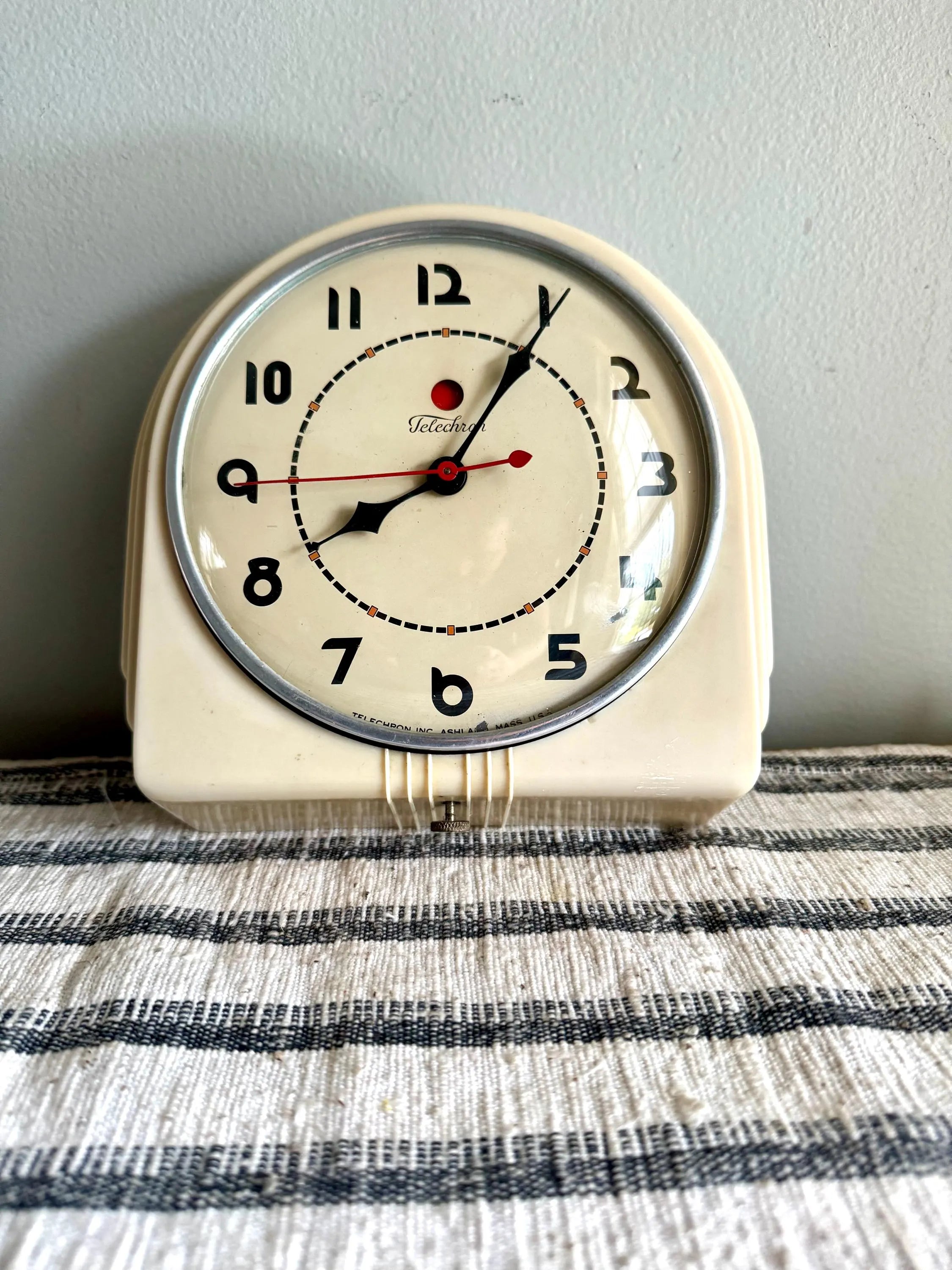 1930's Telechron Wall Clock | MCM Kitchen Clock | MCM Red Dot Wall Clock | Art Deco Telechron 2H07 Electric Clock | Art Deco Clock