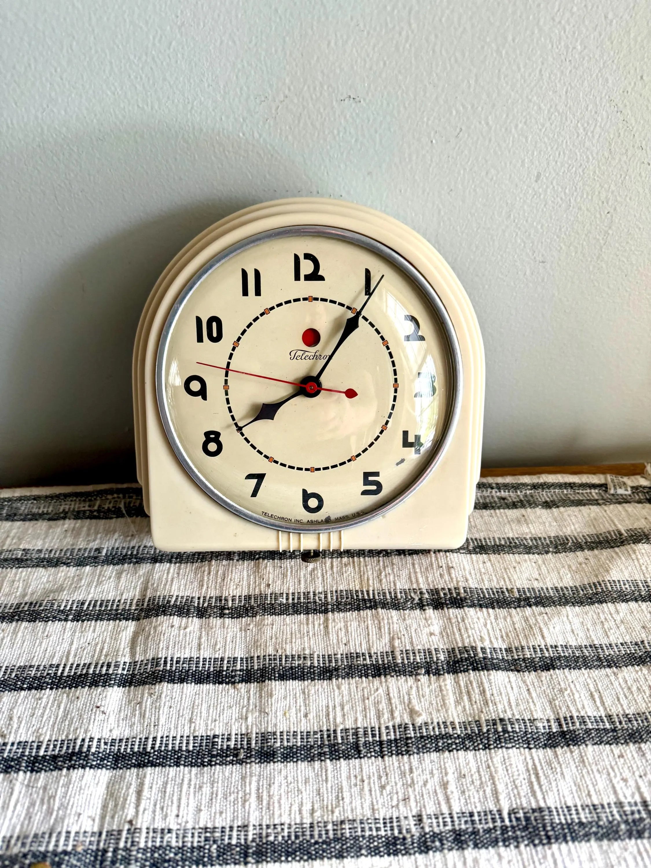 1930's Telechron Wall Clock | MCM Kitchen Clock | MCM Red Dot Wall Clock | Art Deco Telechron 2H07 Electric Clock | Art Deco Clock