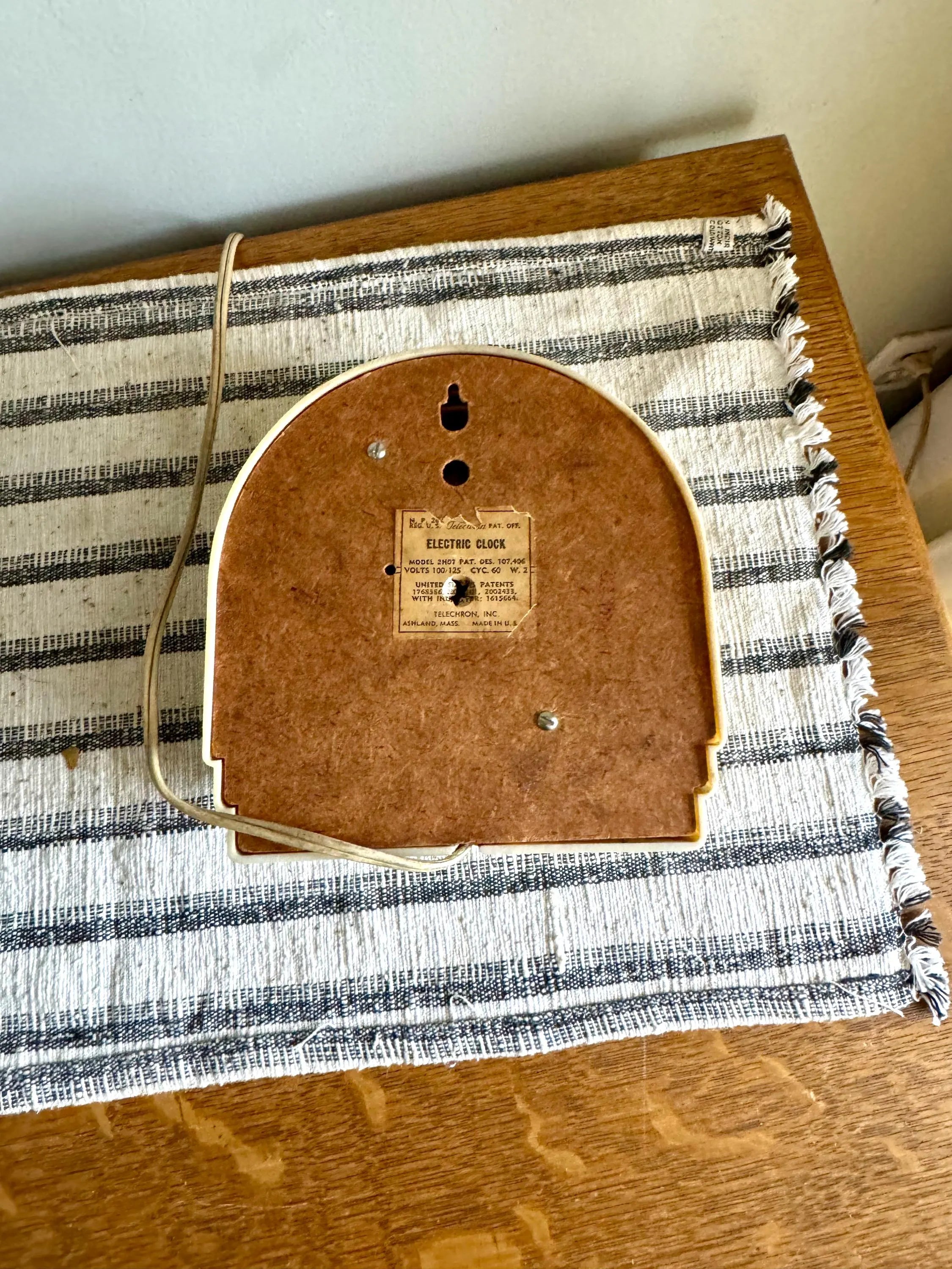 1930's Telechron Wall Clock | MCM Kitchen Clock | MCM Red Dot Wall Clock | Art Deco Telechron 2H07 Electric Clock | Art Deco Clock