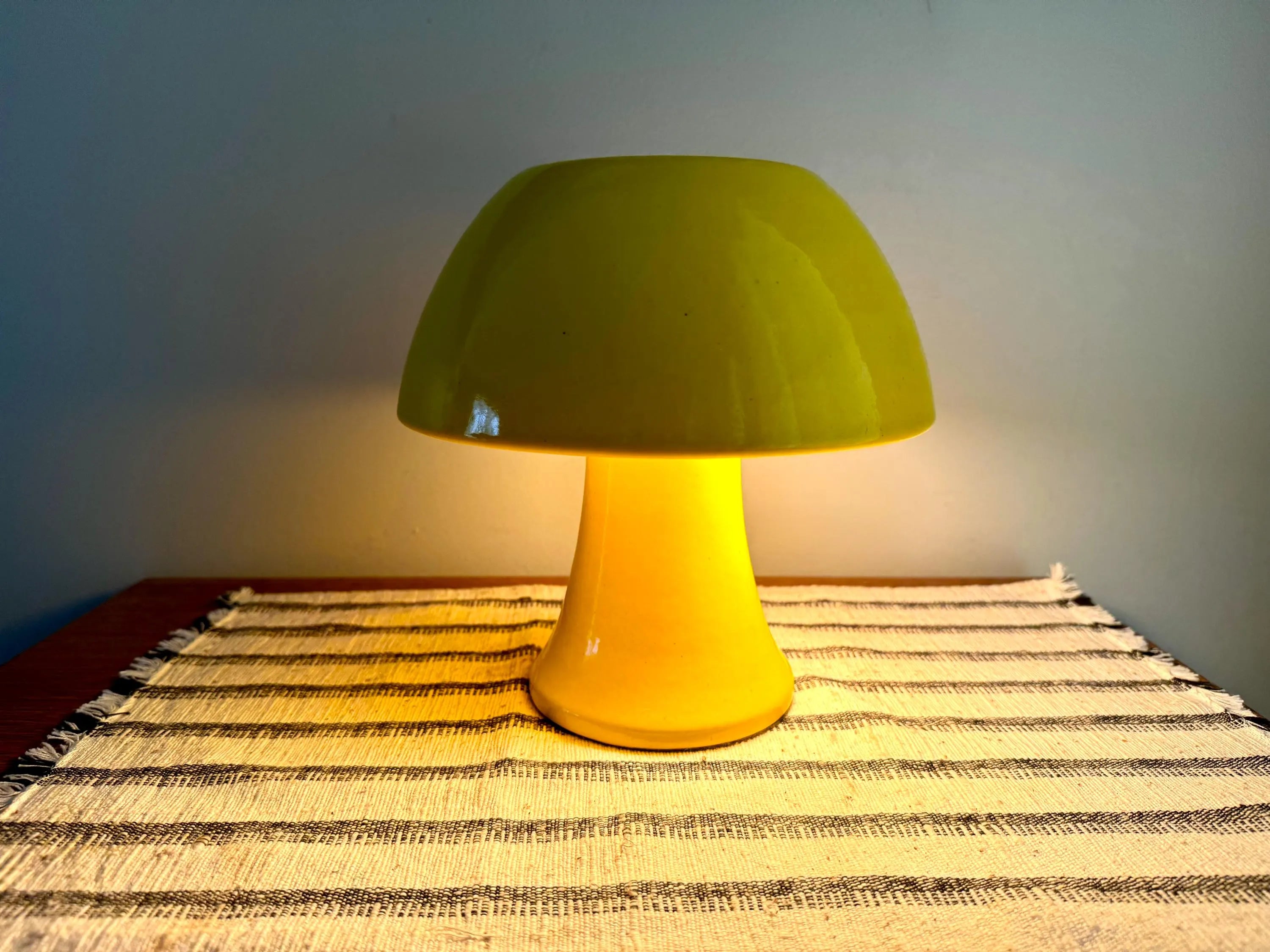 Vtg MCM Ceramic Mushroom Accent Lamp | Yellow Ceramic Mushroom Ambient Lamp | Yellow Mushroom Lamp