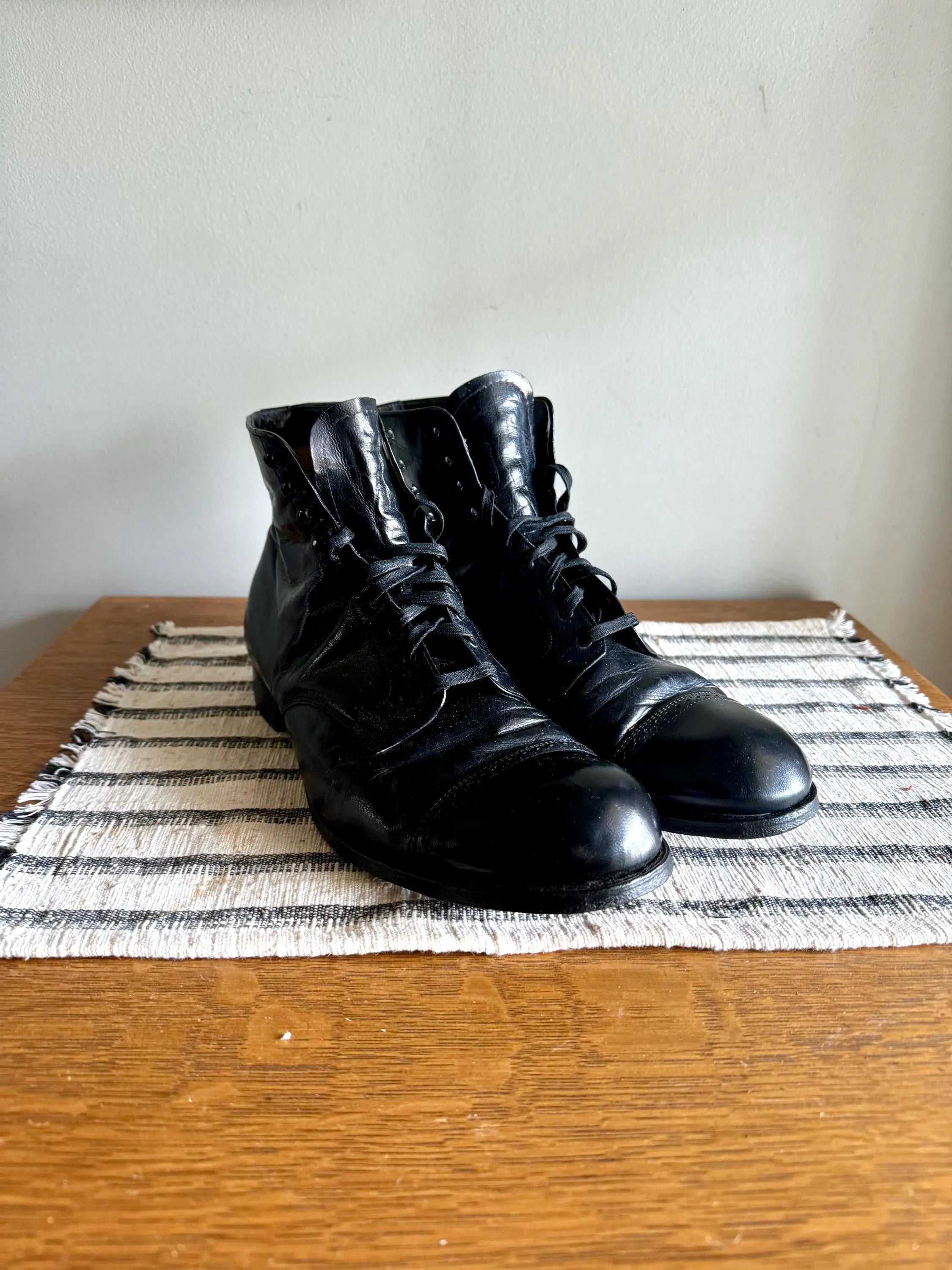 Vtg Leather Boots | Bob Smart 1960's Leather Boots | Black Cap Toe Leather Shoes | Black Lace Up Ankle Boots | 60's Work Boots
