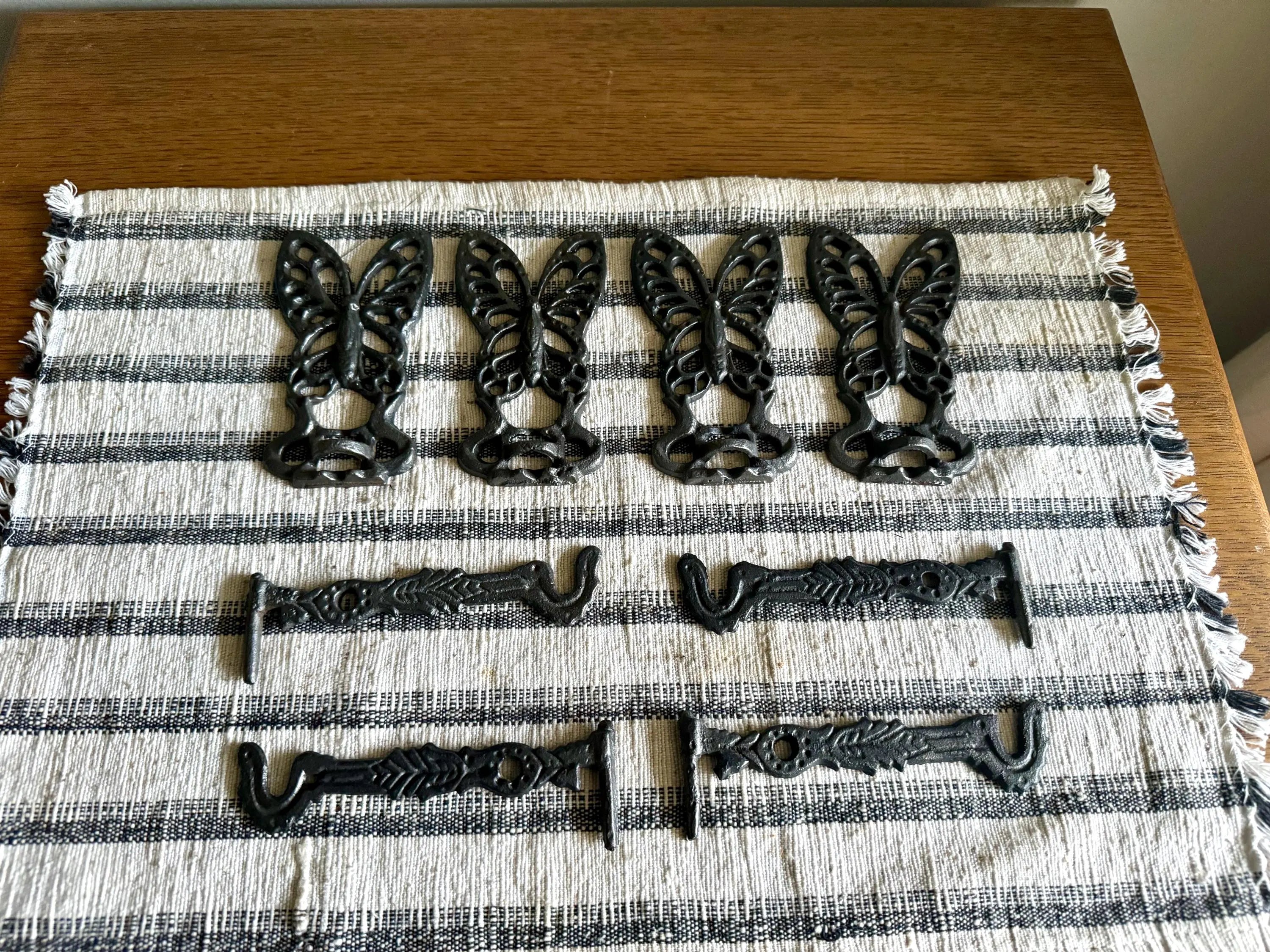 Vtg Set of 4 Cast Metal Butterfly Plant Hooks | Butterfly Wall Plant Hanging Hooks | Distressed Black Metal Butterfly Hooks