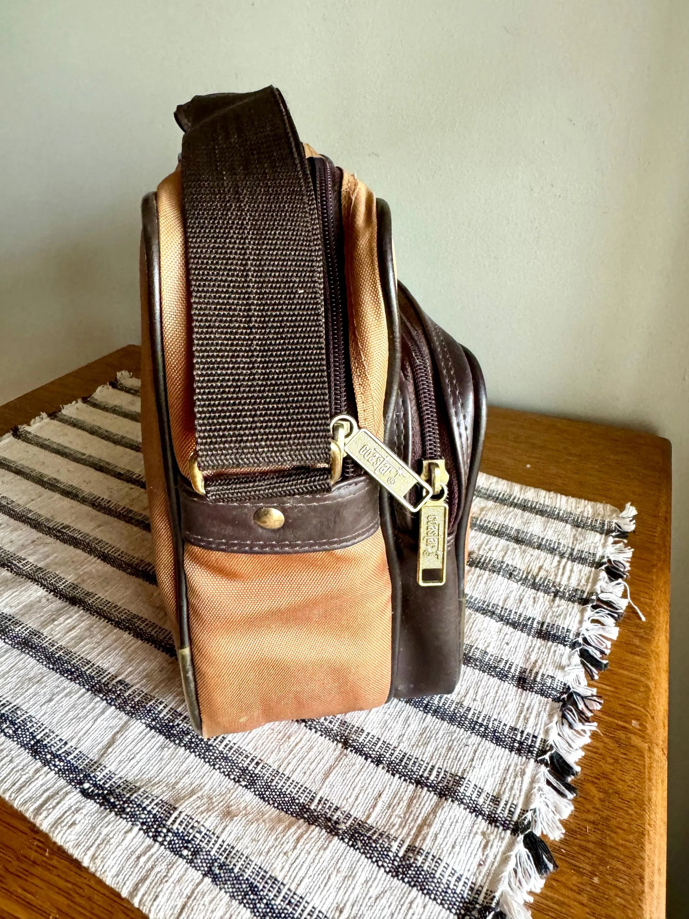 Vtg Tan Coastar Camera Bag | Nylon Canvas Camera Case | Retro Beige and Brown Camera Bag | Coastar Camera Bag | Vtg Photography Bag