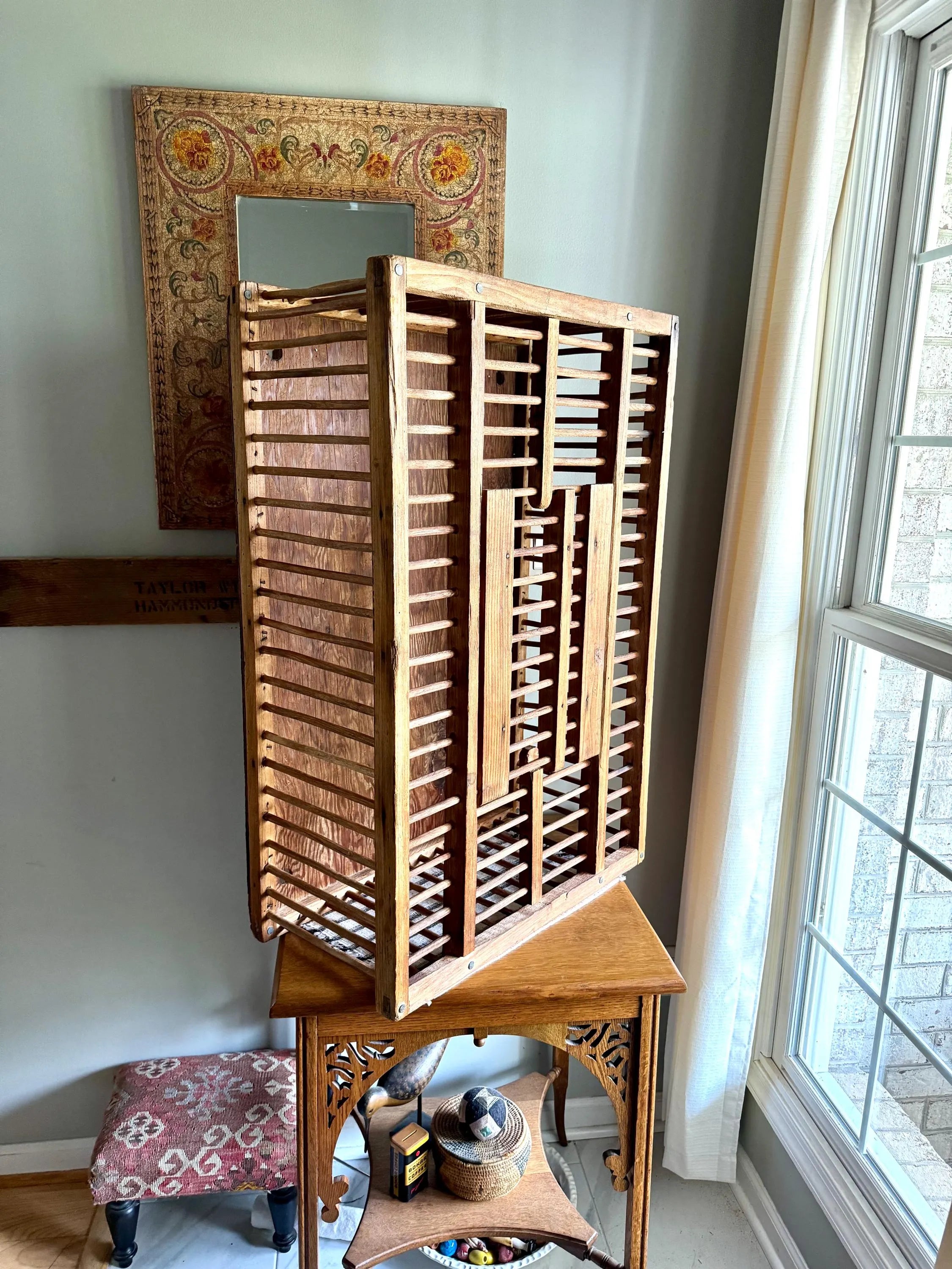 Vtg Wood Spindle Farm Crate | Wooden Spindle Chicken Coop Crate | Top Lid Wooden Chicken Crate