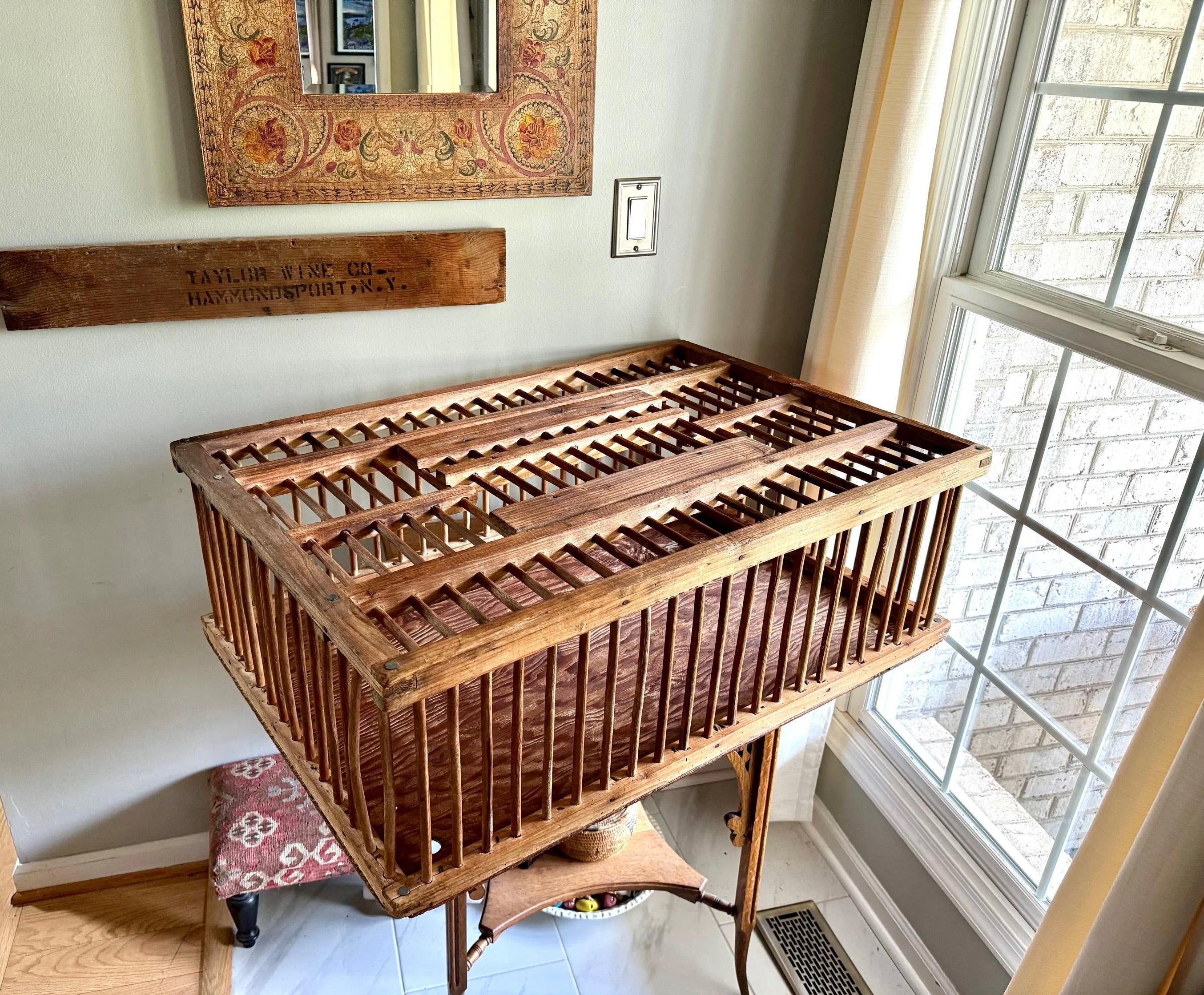 Vtg Wood Spindle Farm Crate | Wooden Spindle Chicken Coop Crate | Top Lid Wooden Chicken Crate