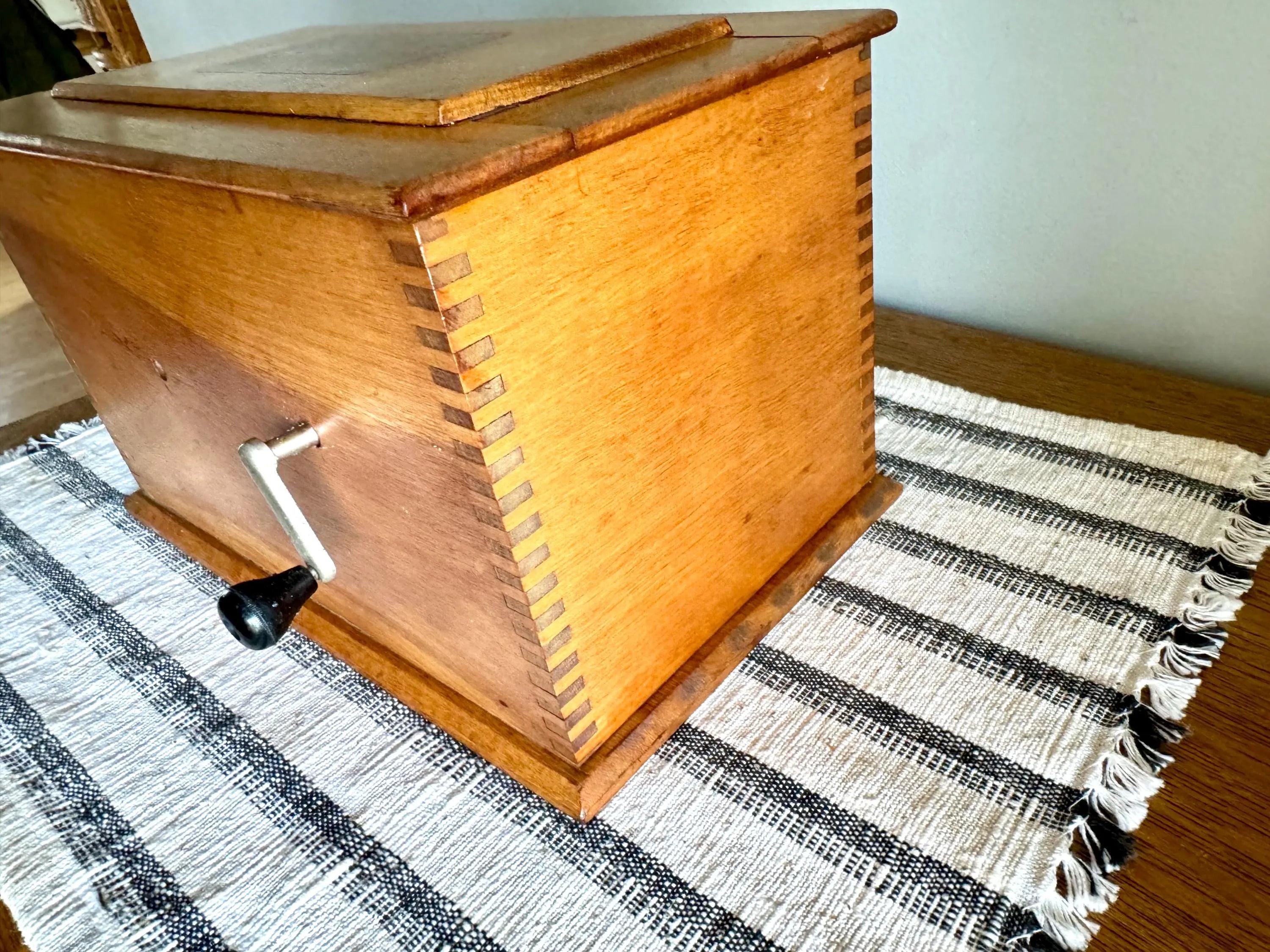 Vtg Wood Kodak Film Tank Box | Kodak Model B-2 Film Tank | Kodak Wood Film Development Box | Tongue and Groove Wooden Kodak Box
