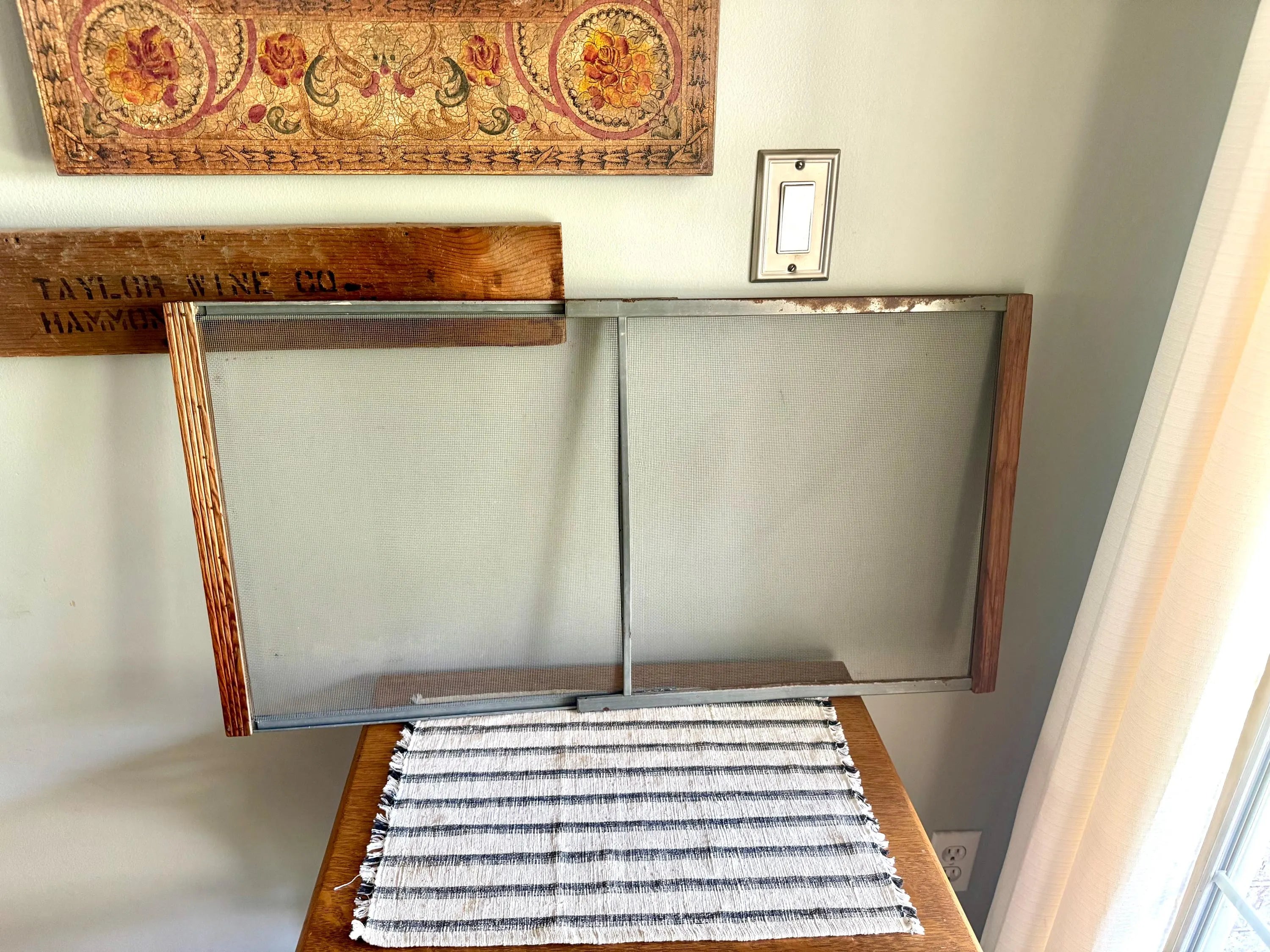 Vtg Expandable Wood Window Screen | Wood and Metal Adjustable Window Screen | Marvin Expandable Window Screen