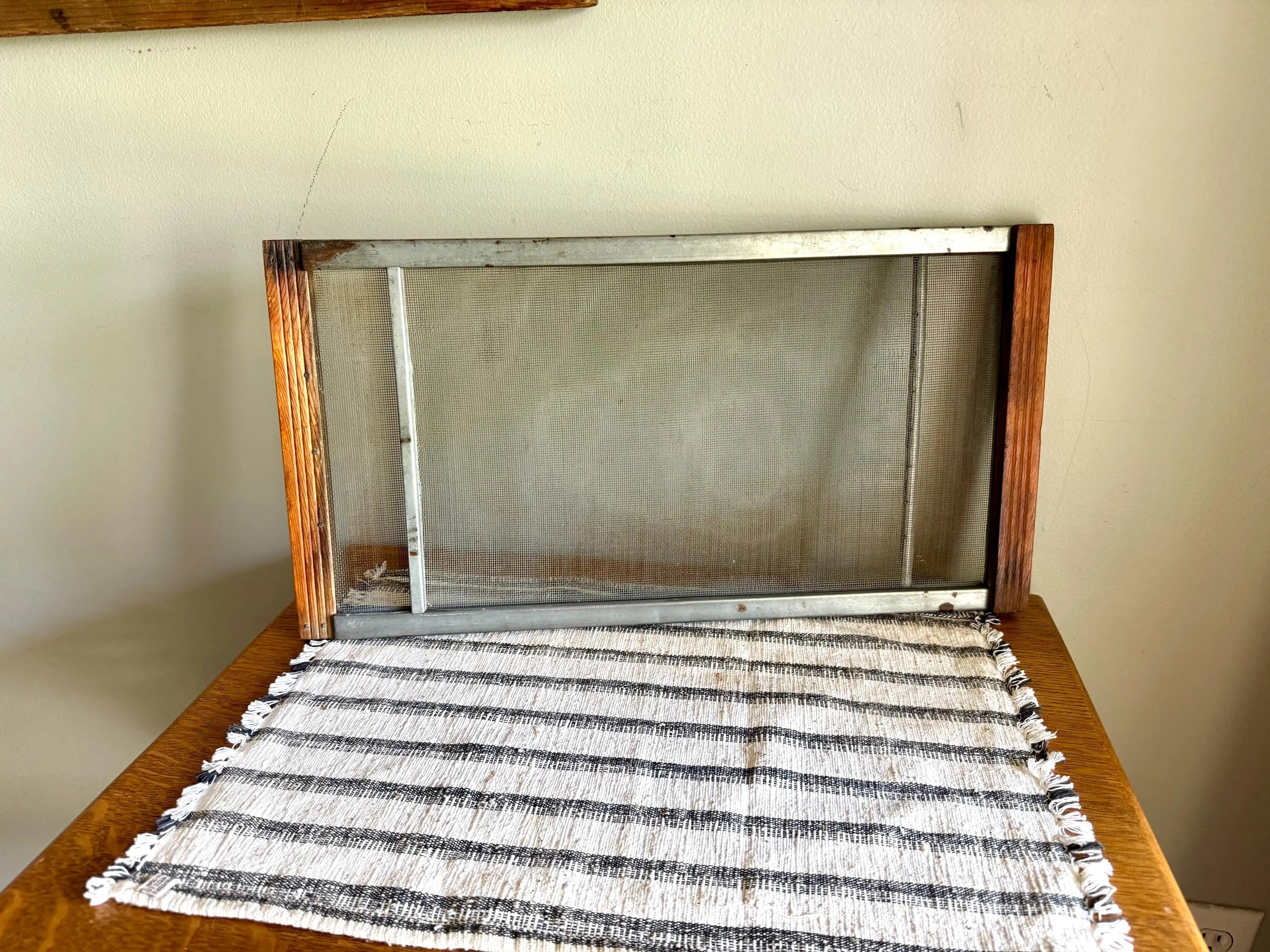 Vtg Expandable Wood Window Screen | Wood and Metal Adjustable Window Screen | Marvin Expandable Window Screen