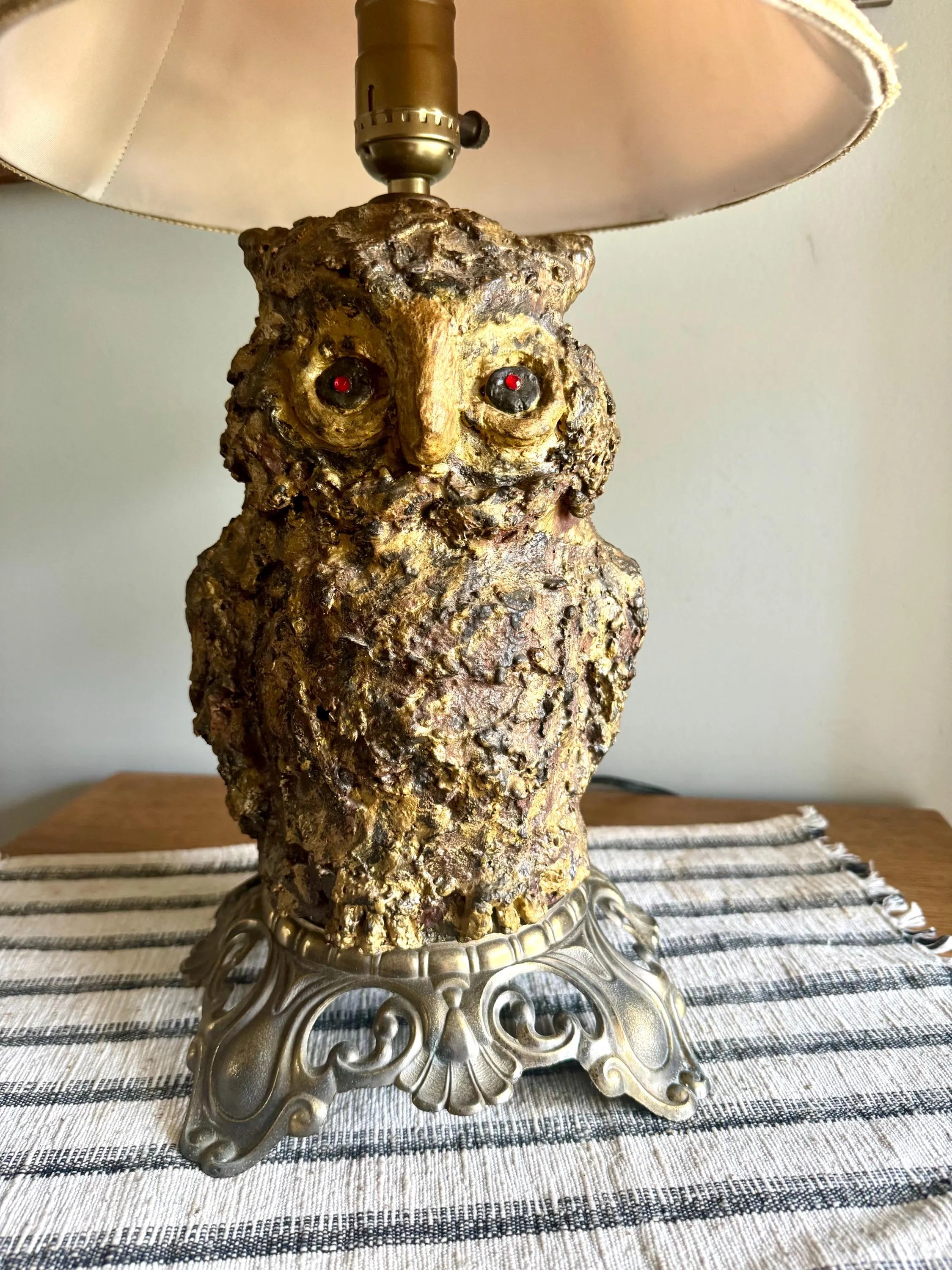 Vtg Accurate Casting Co. Owl Lamp | Owl Figurine and Brass Lamp | Plaster Owl Lamp with Red Eyes