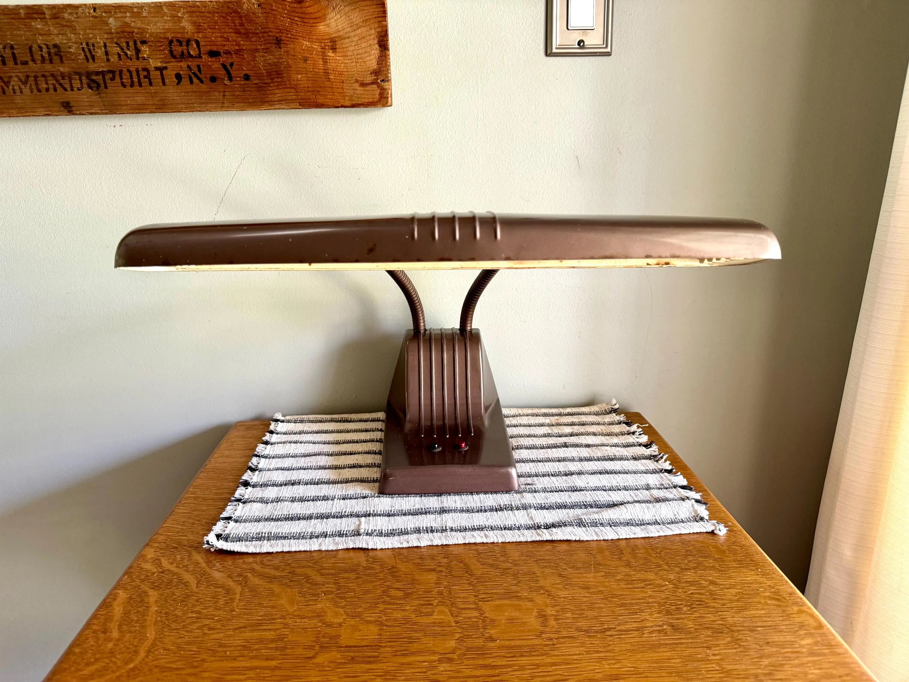 Vtg Dazor 1000 Desk Lamp | Industrial Drafting Lamp | Floating Arm Table lamp | Dazor Mid Century Task Lamp| Adjustable Dazor Model 1000