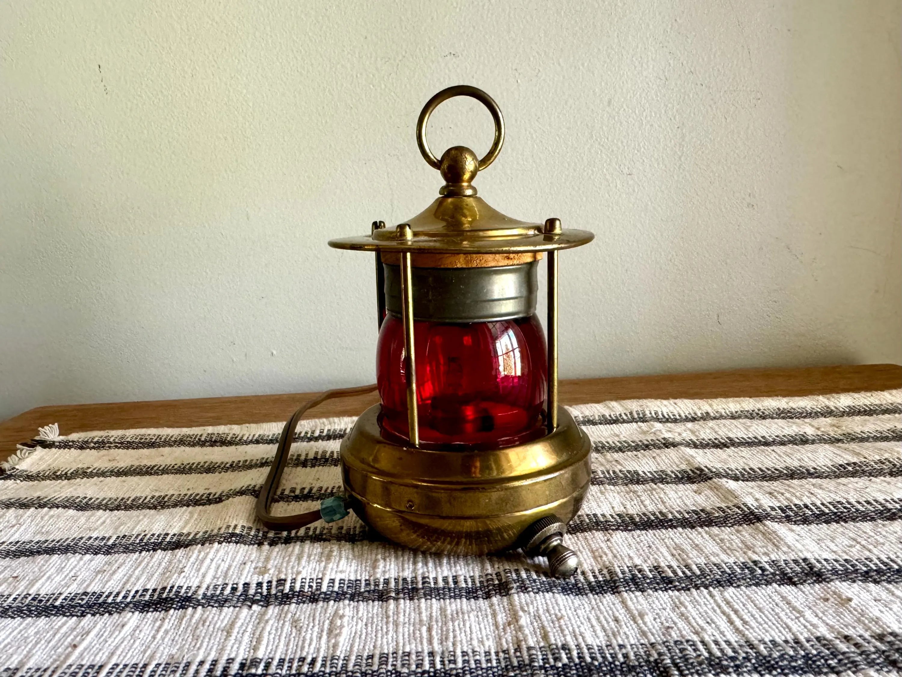 Vtg Small Brass Nautical Red Lens Lamp | Red Glass Navigation Maritime Lamp | Nautical Themed Red Lens Lamp| Small Brass Navigation Lamp