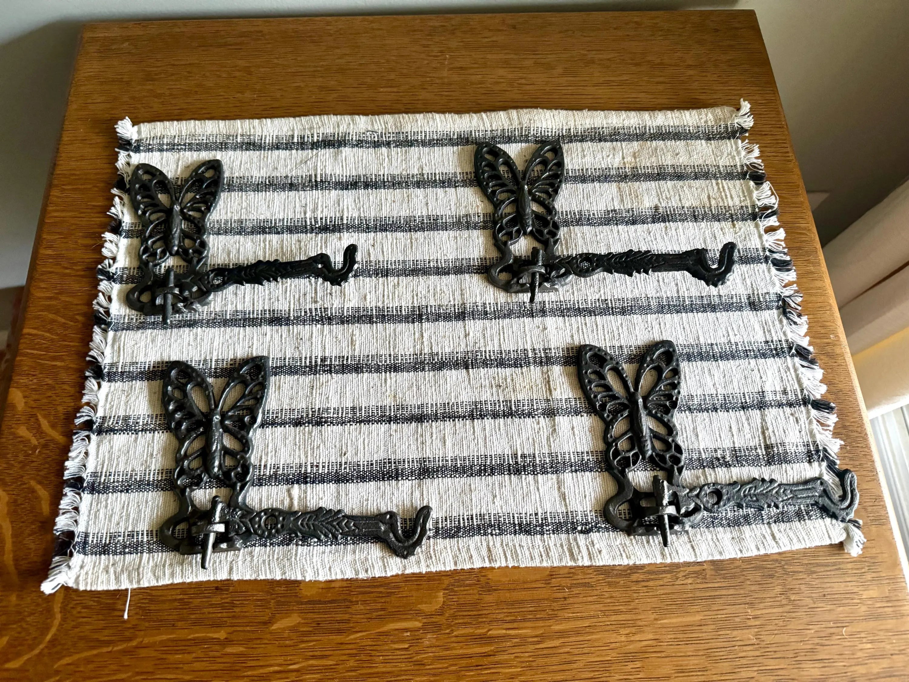 Vtg Set of 4 Cast Metal Butterfly Plant Hooks | Butterfly Wall Plant Hanging Hooks | Distressed Black Metal Butterfly Hooks