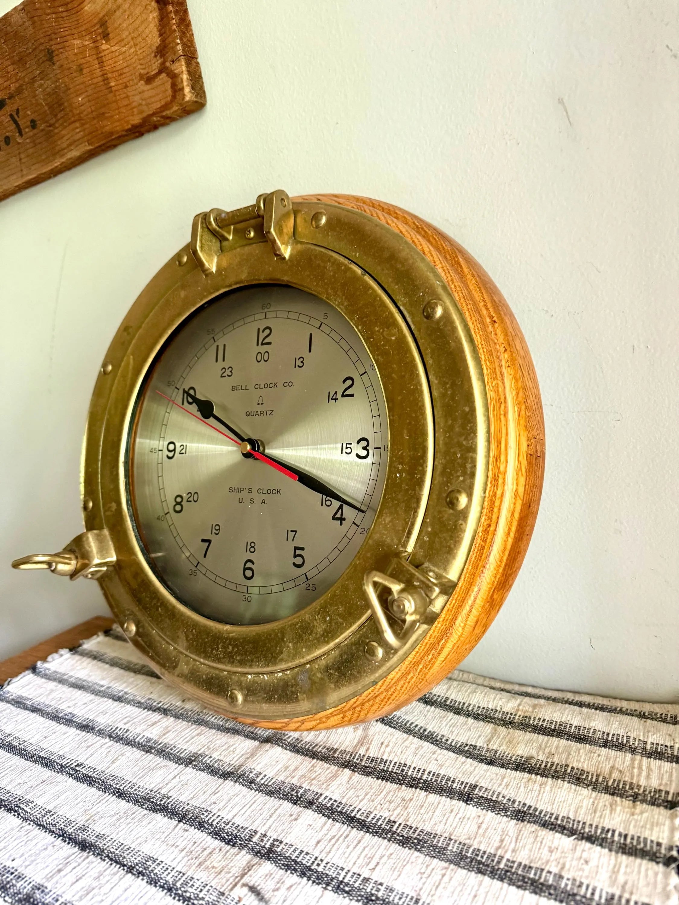 Vtg Bell Clock Co. Ship's Clock | Quartz Nautical Port Hole Hanging Clock | Brass Ship's Port Hole Clock | Brass Nautical Ship's Clock
