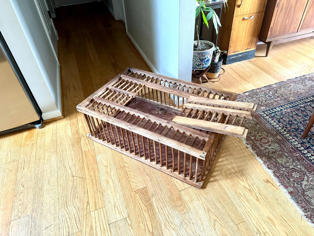 Vtg Wood Spindle Farm Crate | Wooden Spindle Chicken Coop Crate | Top Lid Wooden Chicken Crate