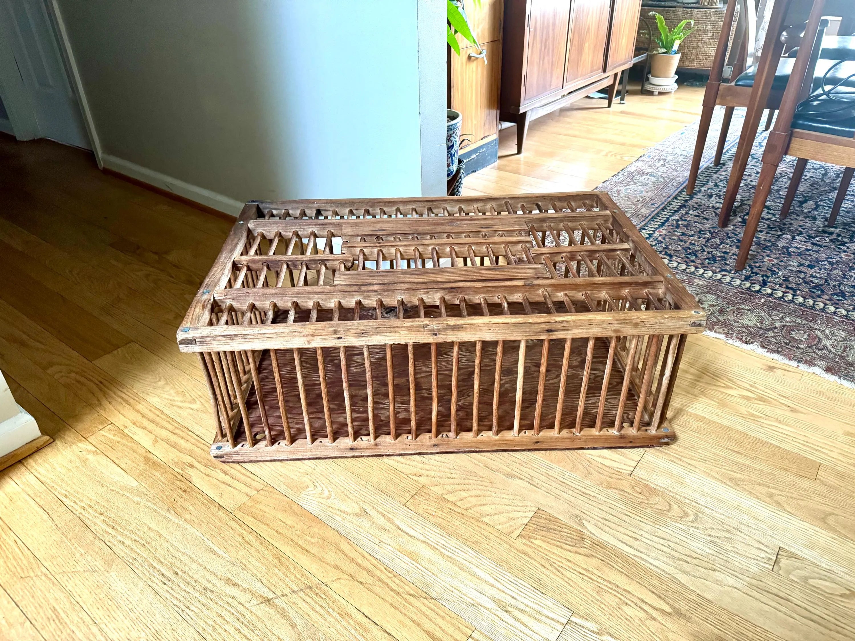 Vtg Wood Spindle Farm Crate | Wooden Spindle Chicken Coop Crate | Top Lid Wooden Chicken Crate