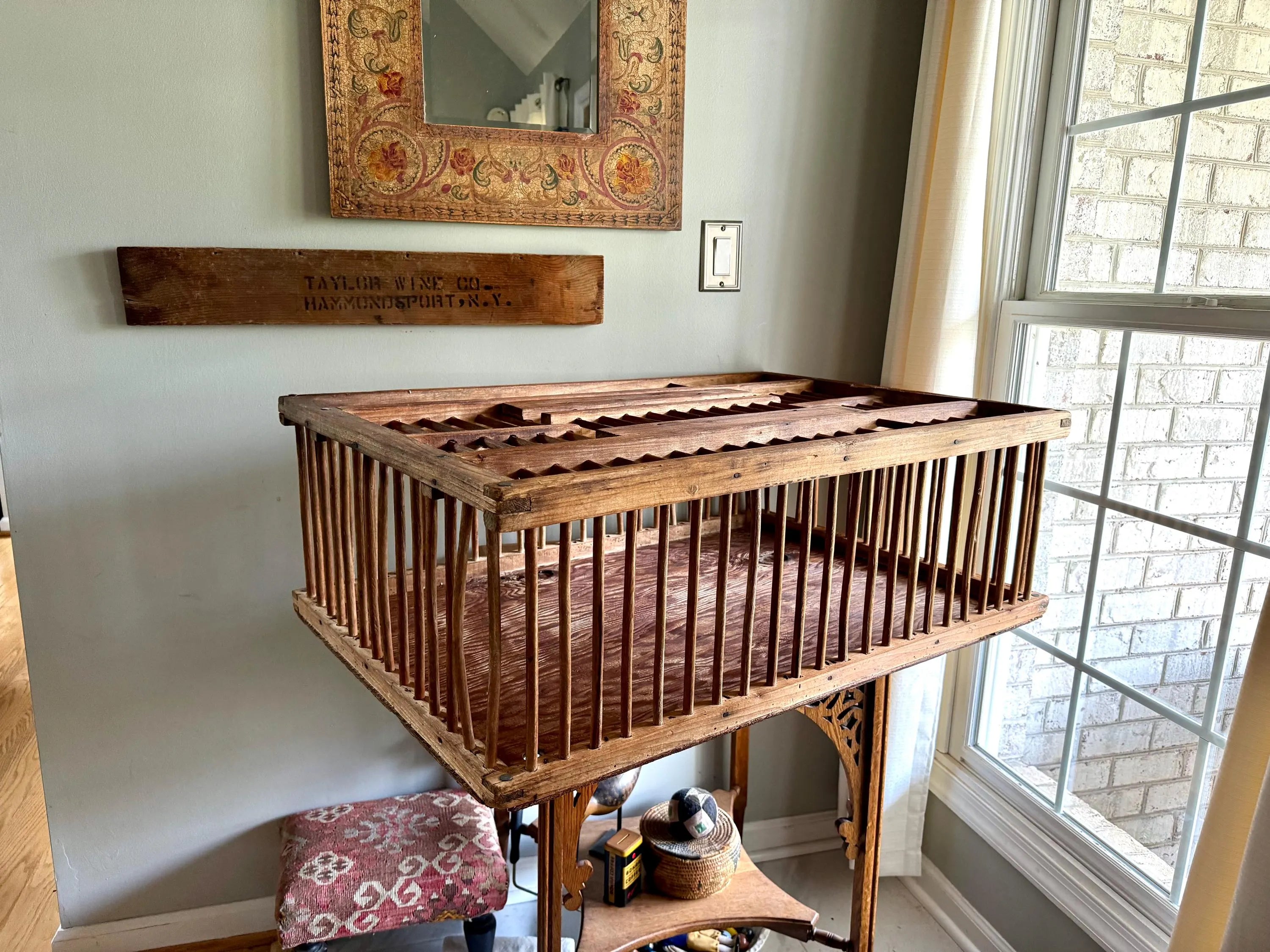 Vtg Wood Spindle Farm Crate | Wooden Spindle Chicken Coop Crate | Top Lid Wooden Chicken Crate