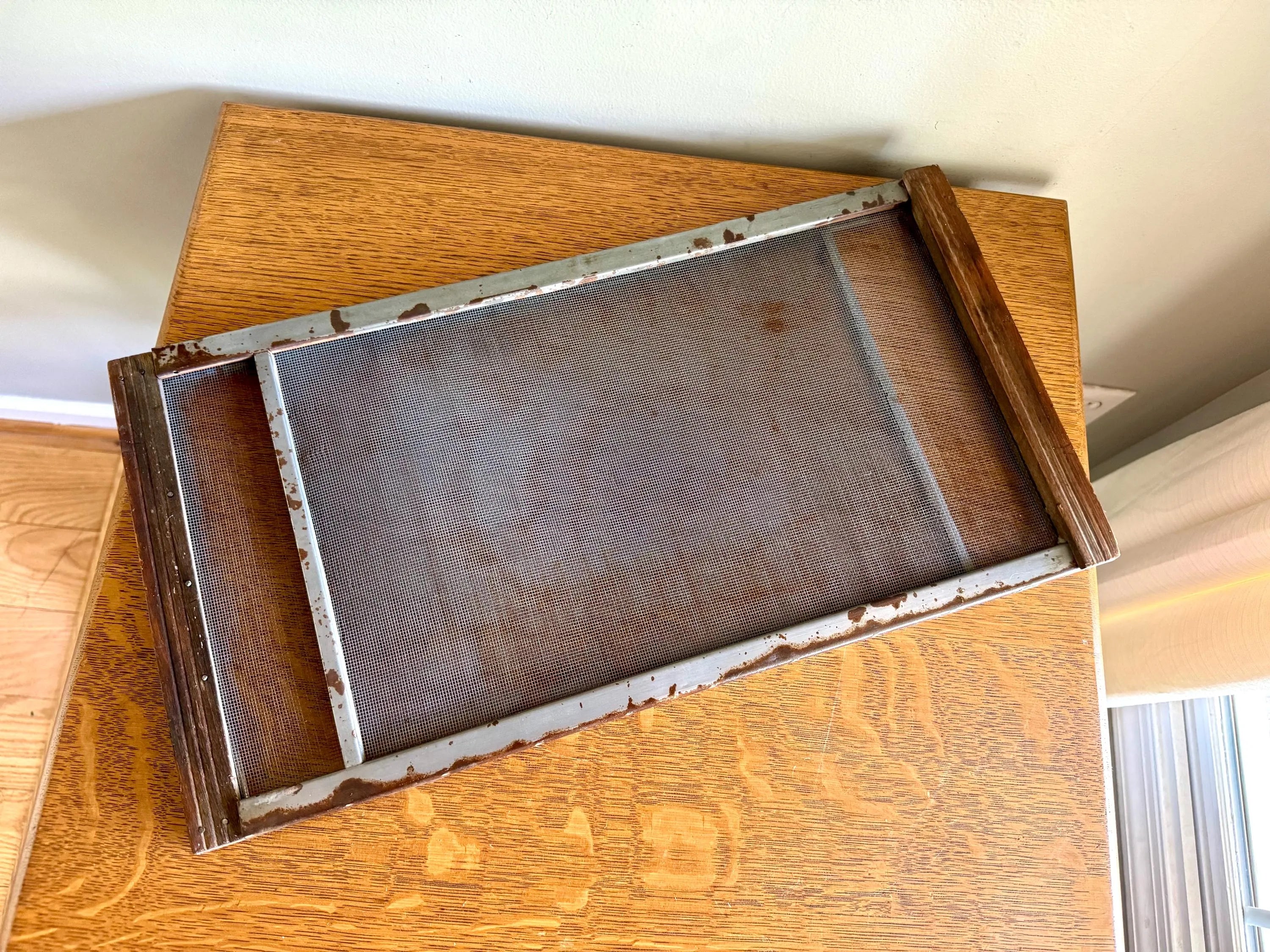 Vtg Expandable Wood Window Screen | Wood and Metal Adjustable Window Screen | Marvin Expandable Window Screen