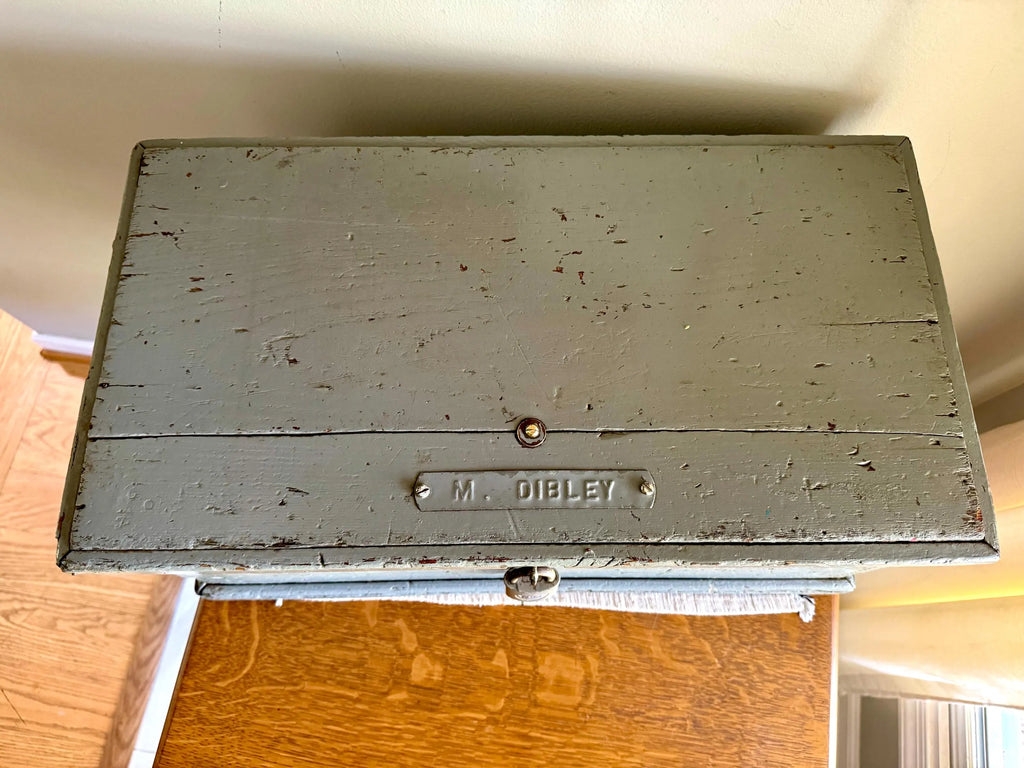 Vtg Wood Carpenter's Tool Chest | Small Distressed Wood Tool Trunk | Rustic Gray Dovetailed Wood Tool Box and Tray | Rustic Handled Box