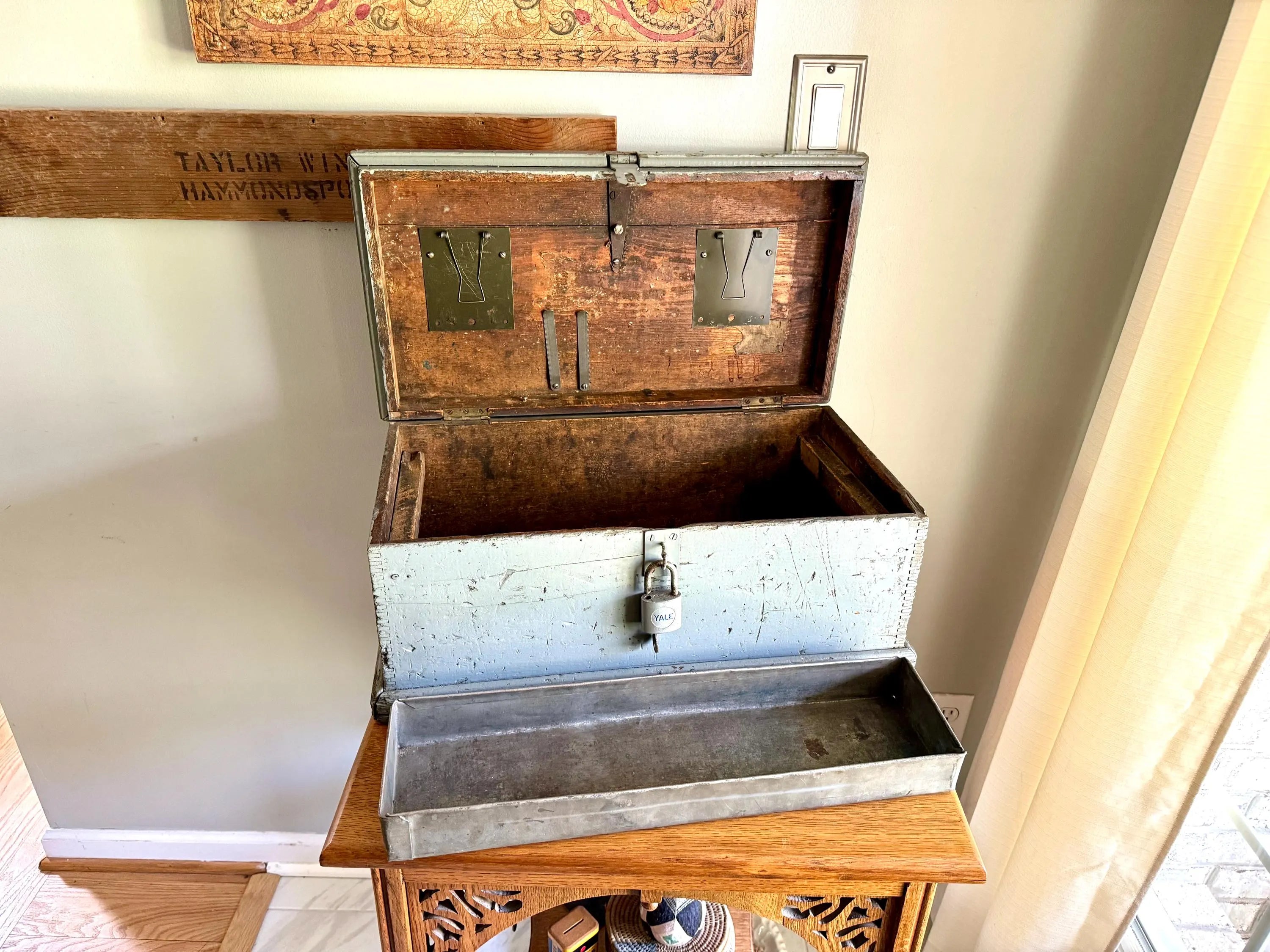 Vtg Wood Carpenter's Tool Chest | Small Distressed Wood Tool Trunk | Rustic Gray Dovetailed Wood Tool Box and Tray | Rustic Handled Box