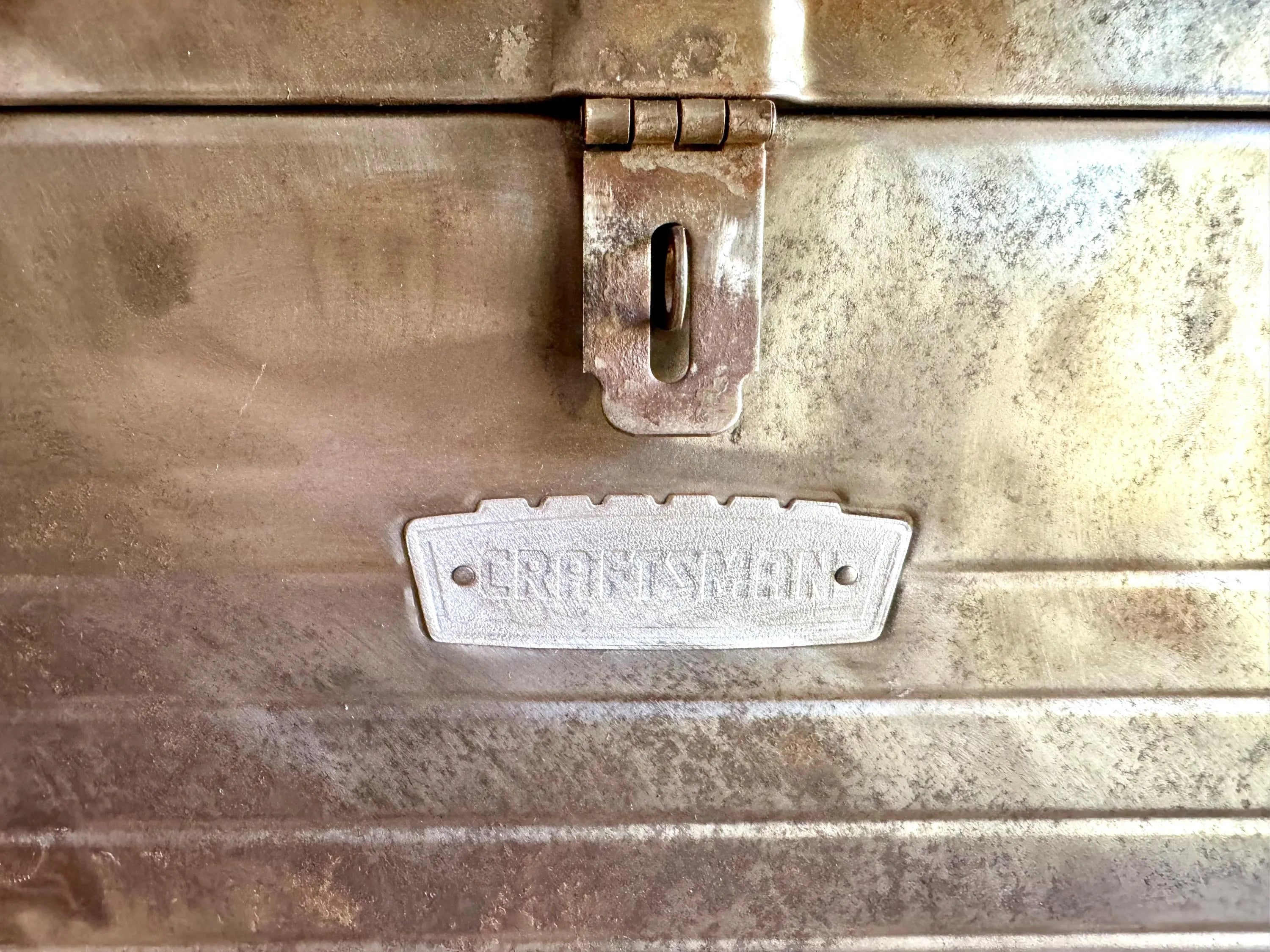 Vtg Distressed Heavy Duty Craftsman Tool Box | Rustic Craftsman 6500 Tool Box