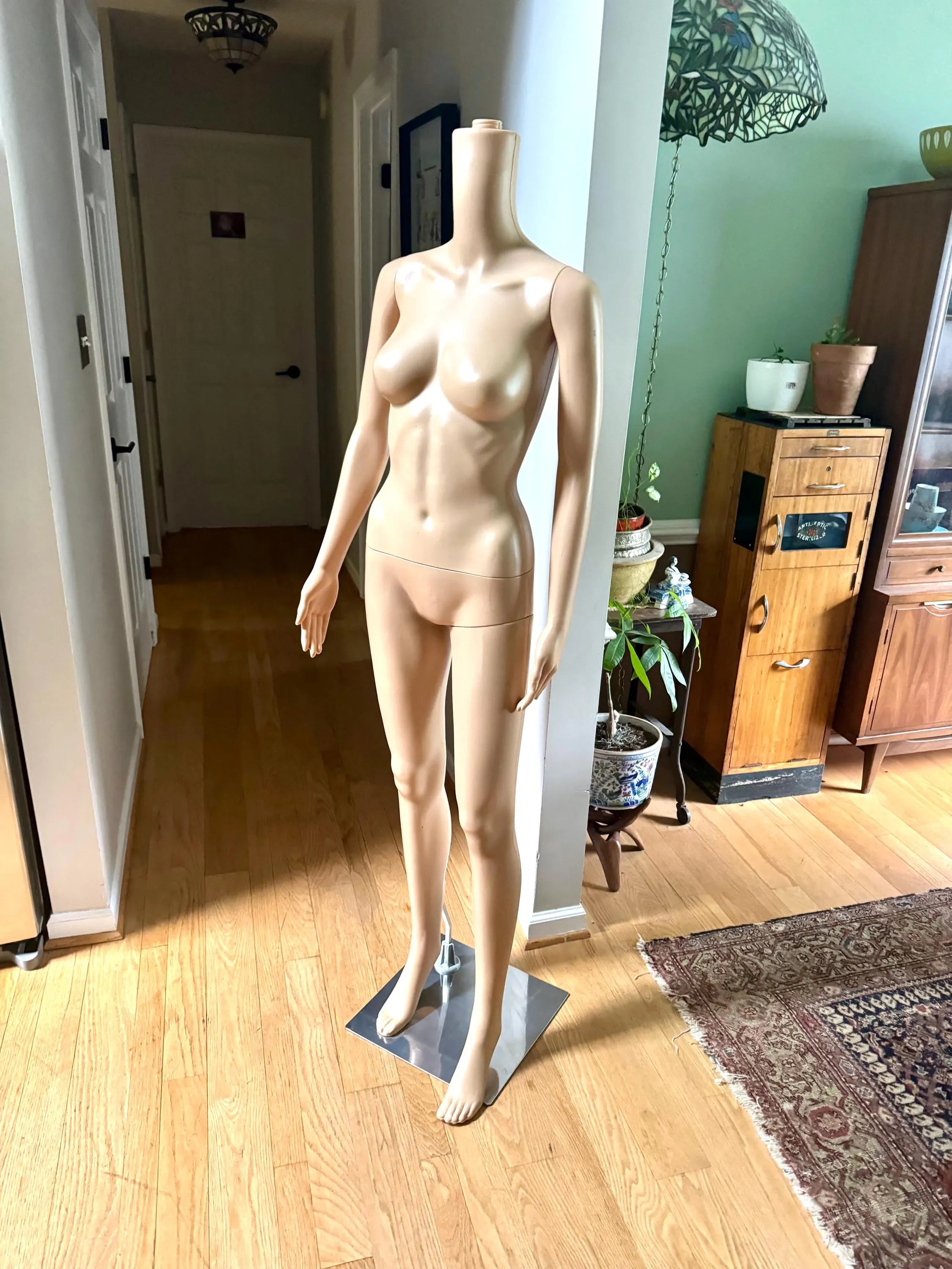 Vtg Plastic Full Size Mannequin | Detachable full Size Mannequin | Life size Mannequin | Shop Display | Headless Mannequin