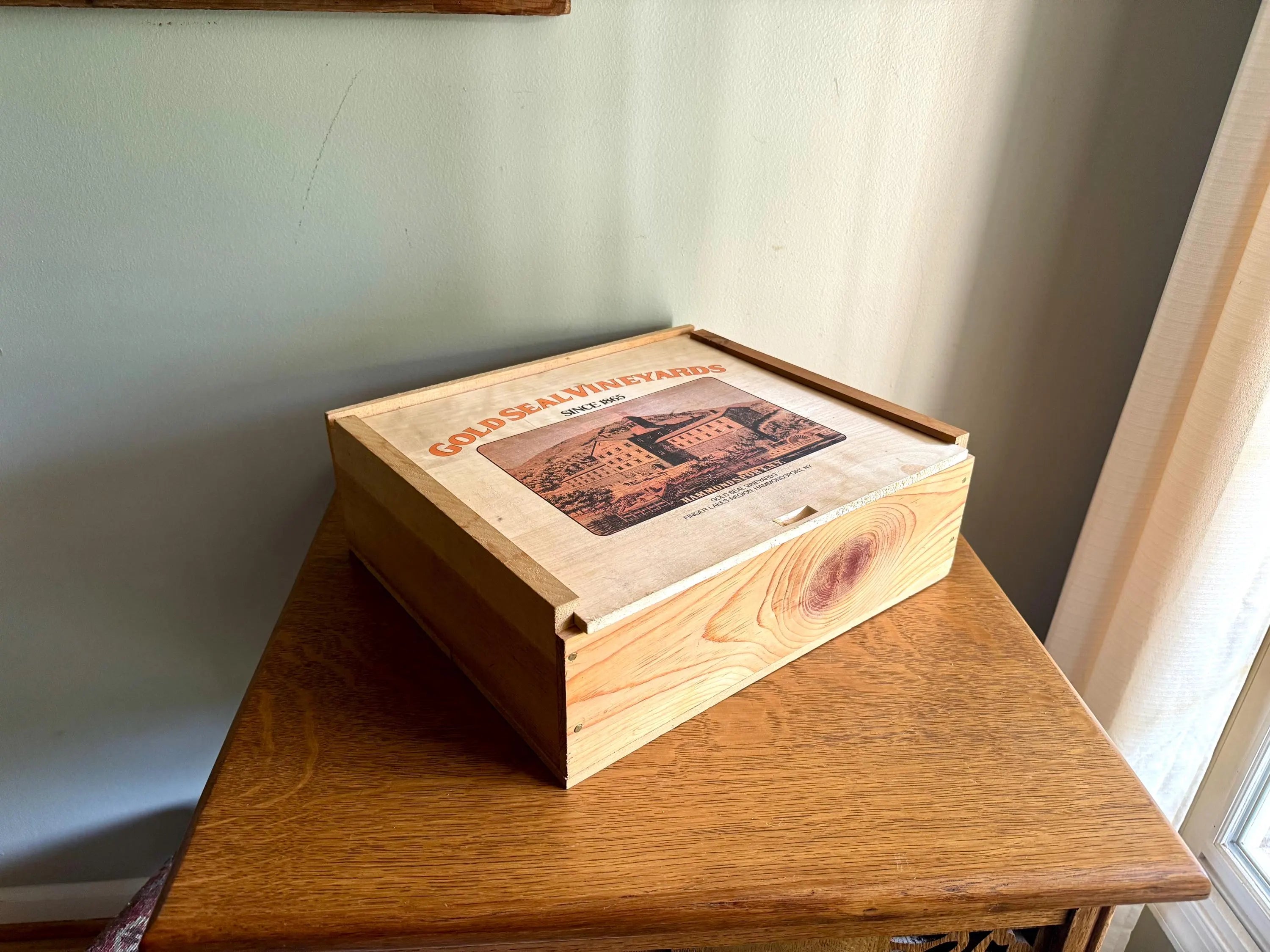Vintage Gold Seal Vineyards Wine Box | Gold Seal Winery Box| Hammondsport NY Winery Box| Finger Lakes Wine Box| Gold Seal Advertisement Box