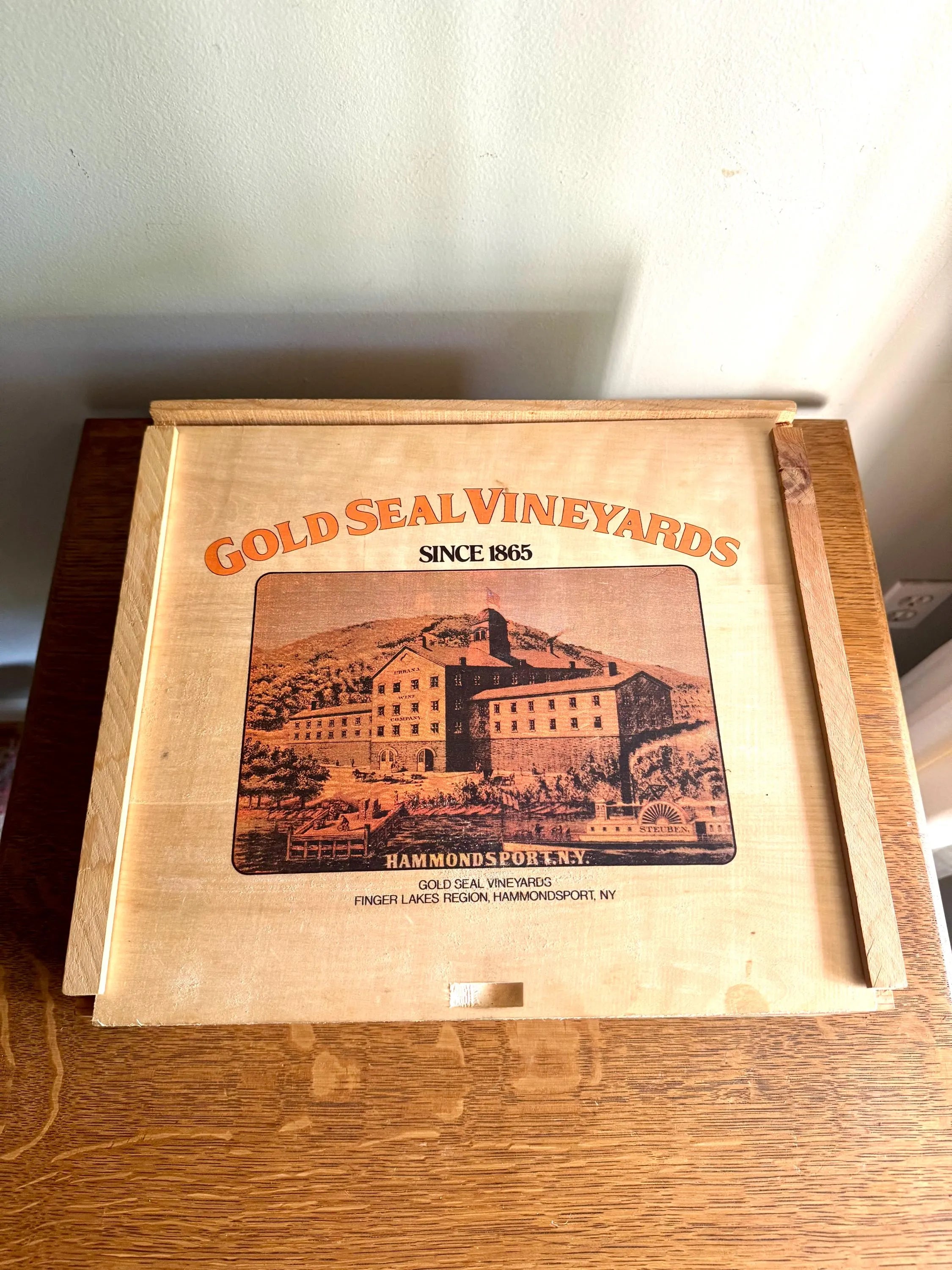 Vintage Gold Seal Vineyards Wine Box | Gold Seal Winery Box| Hammondsport NY Winery Box| Finger Lakes Wine Box| Gold Seal Advertisement Box