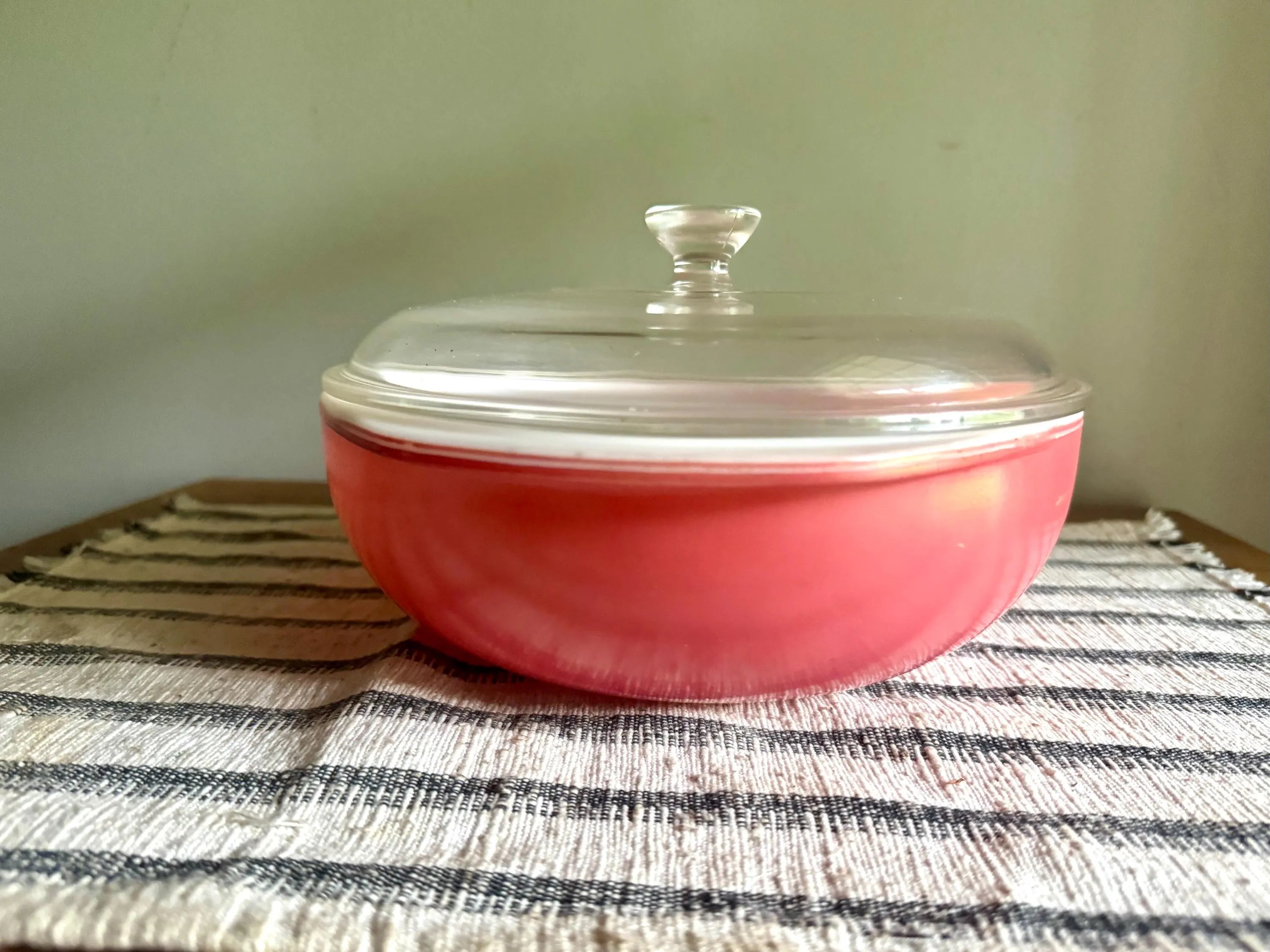 Vintage Pink Pyrex Casserole Bowl With Lid | Pyrex 024 Pink Casserole Bowl | 2 Quart Pink Glass Bowl | 50's Casserole Bowl with Lid