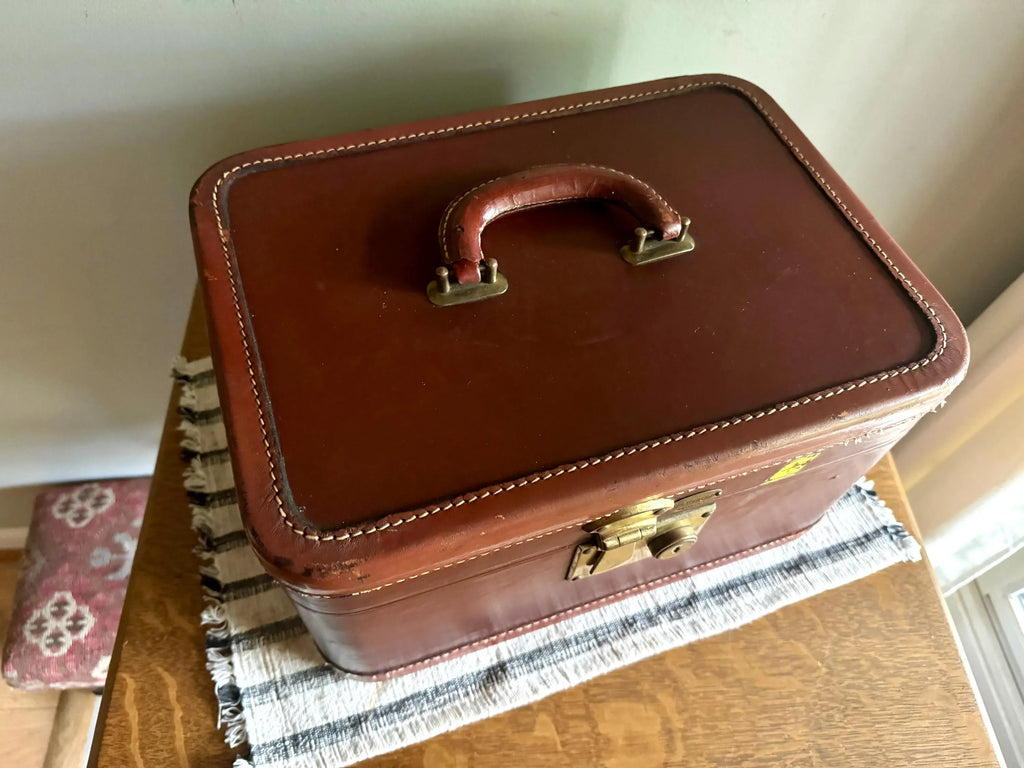 Vintage Brown Maximillian Cosmetic Case | Leather Train Case | Cowhide Makeup Case | Leather Make Up Case | Leather Storage Case