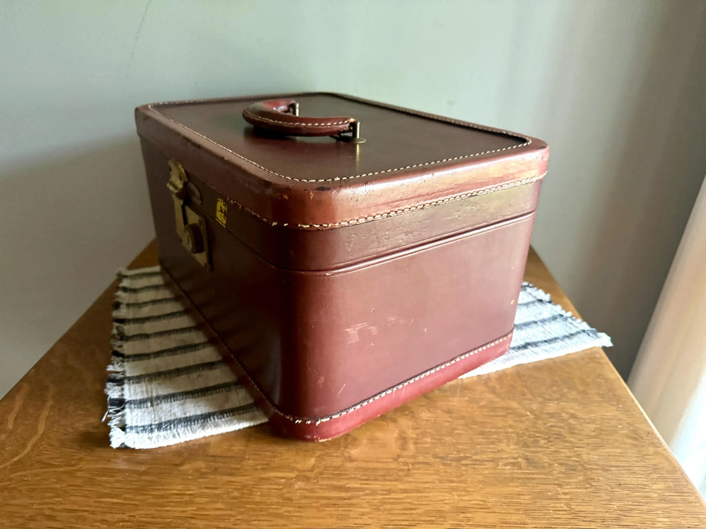 Vintage Brown Maximillian Cosmetic Case | Leather Train Case | Cowhide Makeup Case | Leather Make Up Case | Leather Storage Case