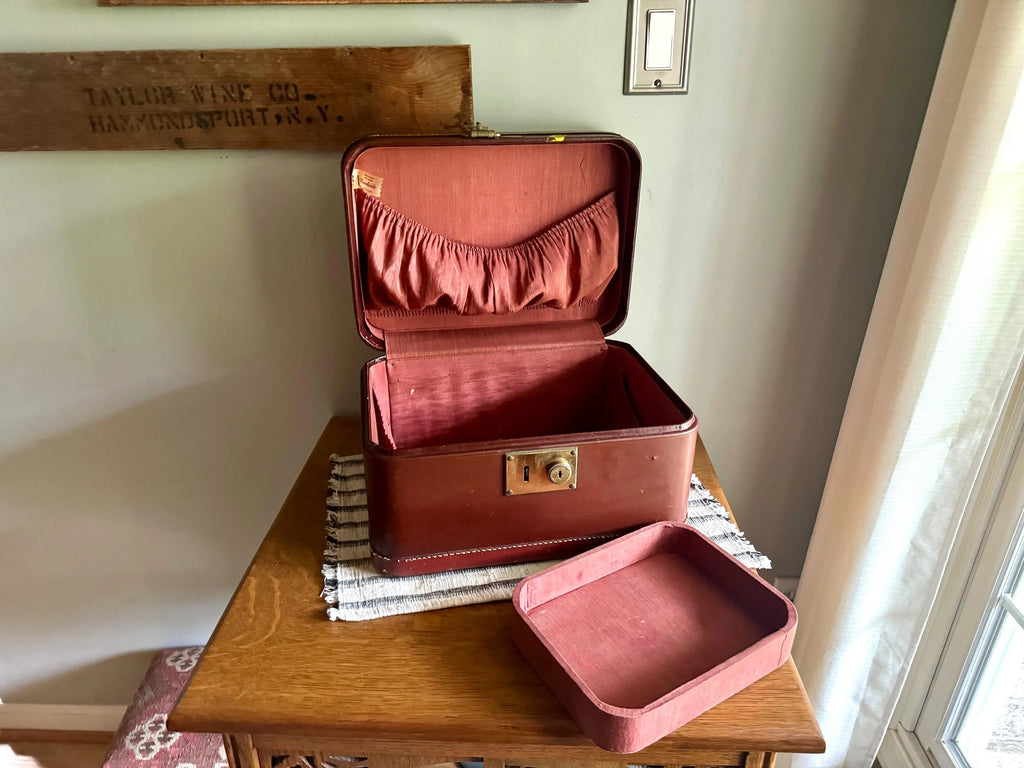 Vintage Brown Maximillian Cosmetic Case | Leather Train Case | Cowhide Makeup Case | Leather Make Up Case | Leather Storage Case