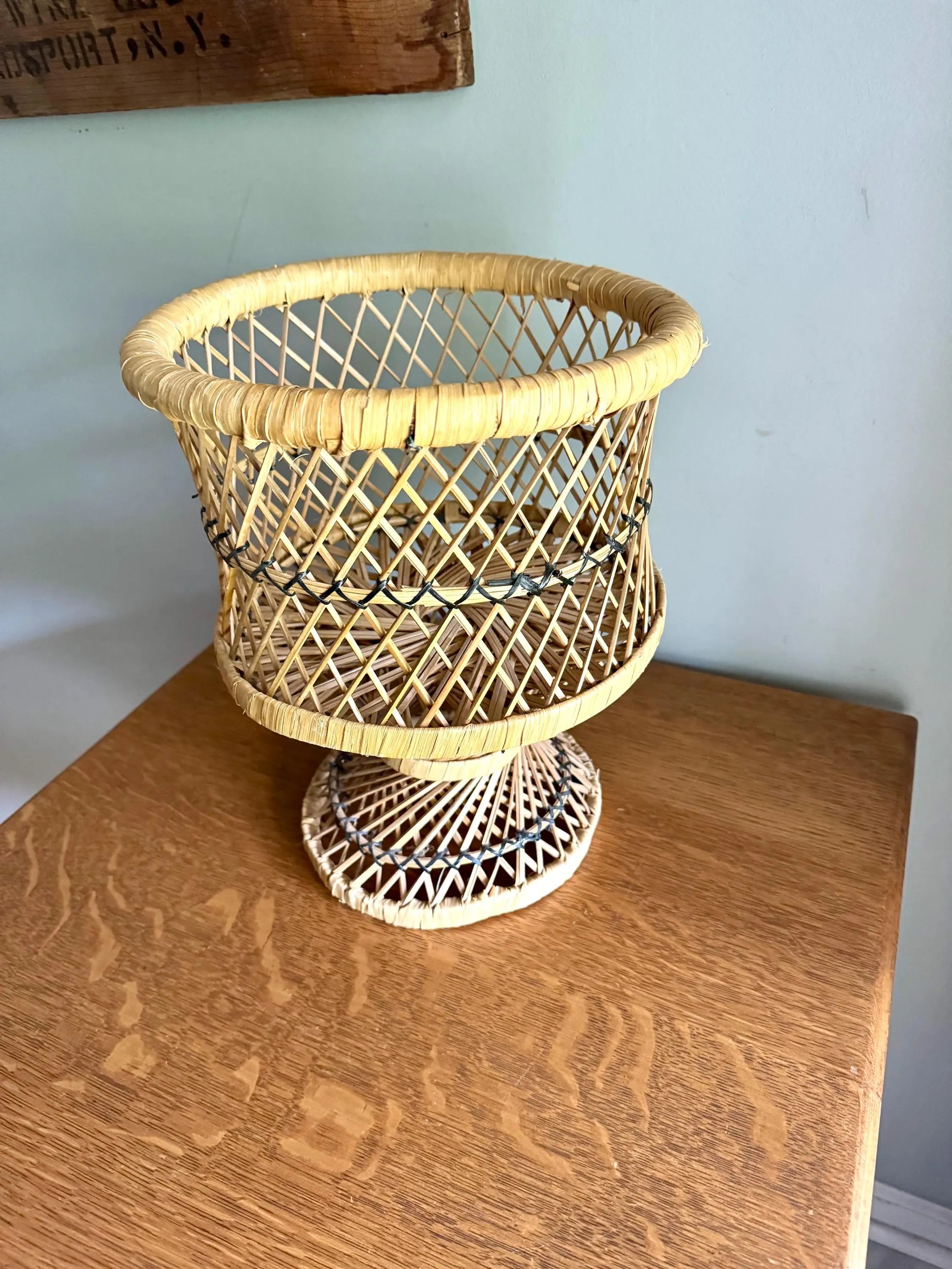 Natural Wicker Plant Stand | Vintage Peacock Rattan Basket Plant Pedestal | Woven Wicker Basket Planter | Bohemian Style Planter Stand