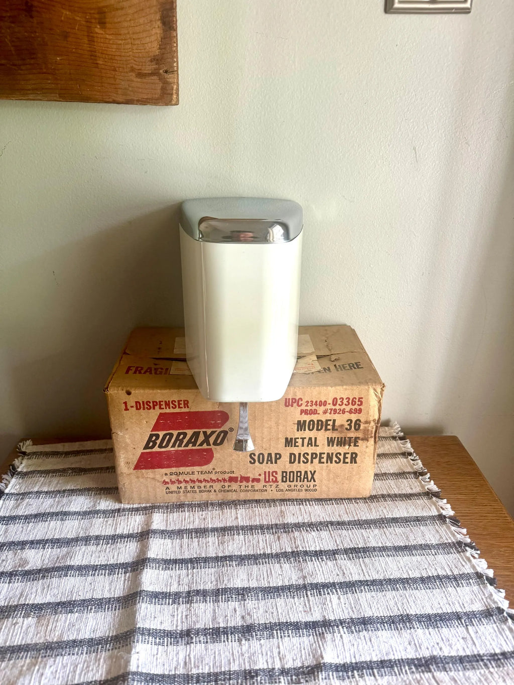 Vintage Boxaxo Powered Soap Dispenser | MCM Wall Mounted Soap Dispenser | Boraxo Model 36 MCM Dispenser| MCM White New In Box Soap Dispenser