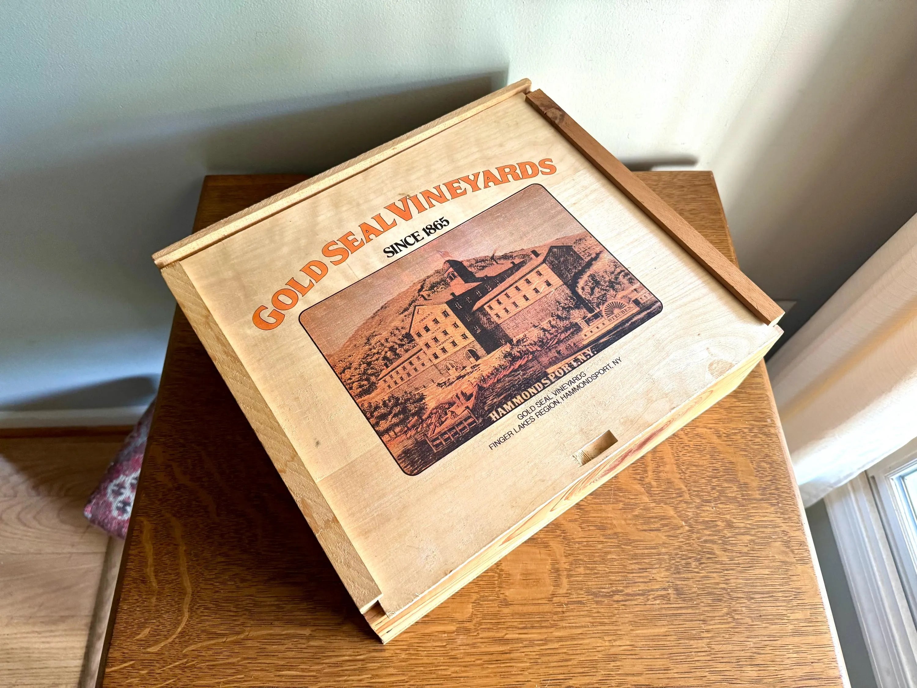 Vintage Gold Seal Vineyards Wine Box | Gold Seal Winery Box| Hammondsport NY Winery Box| Finger Lakes Wine Box| Gold Seal Advertisement Box
