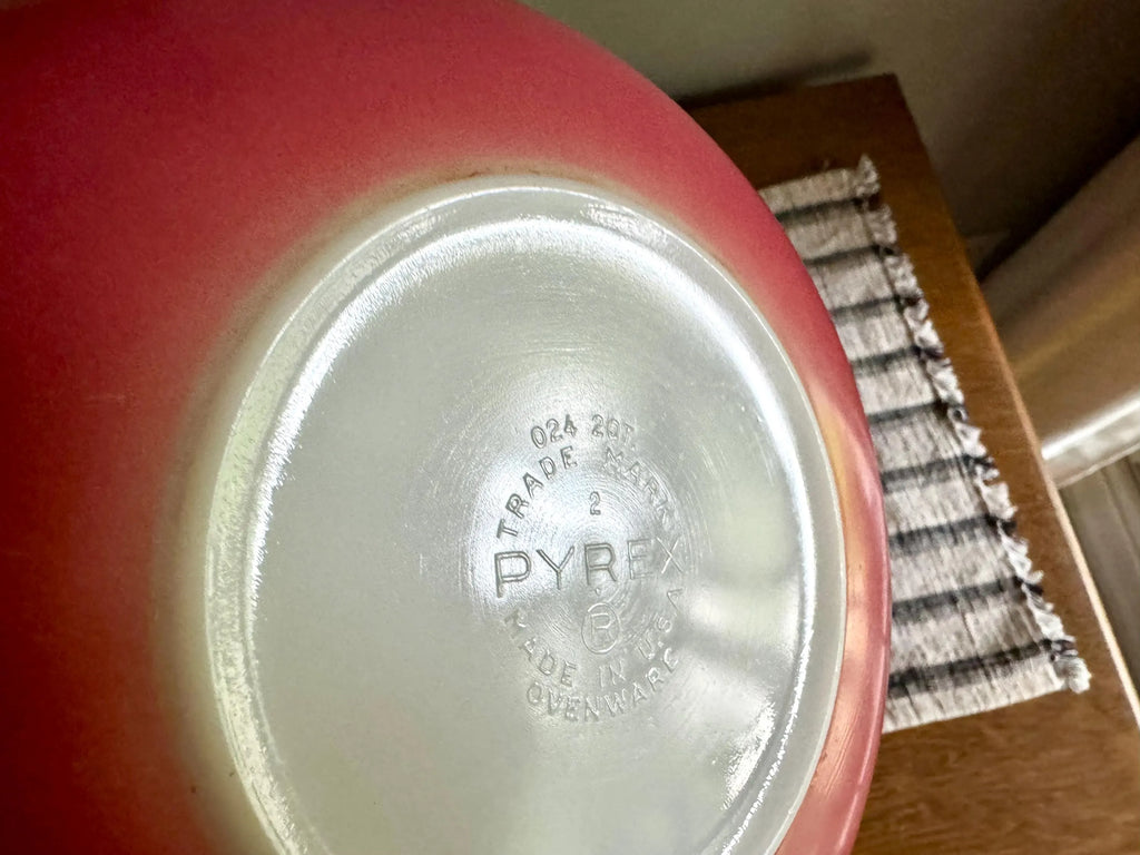 Vintage Pink Pyrex Casserole Bowl With Lid | Pyrex 024 Pink Casserole Bowl | 2 Quart Pink Glass Bowl | 50's Casserole Bowl with Lid