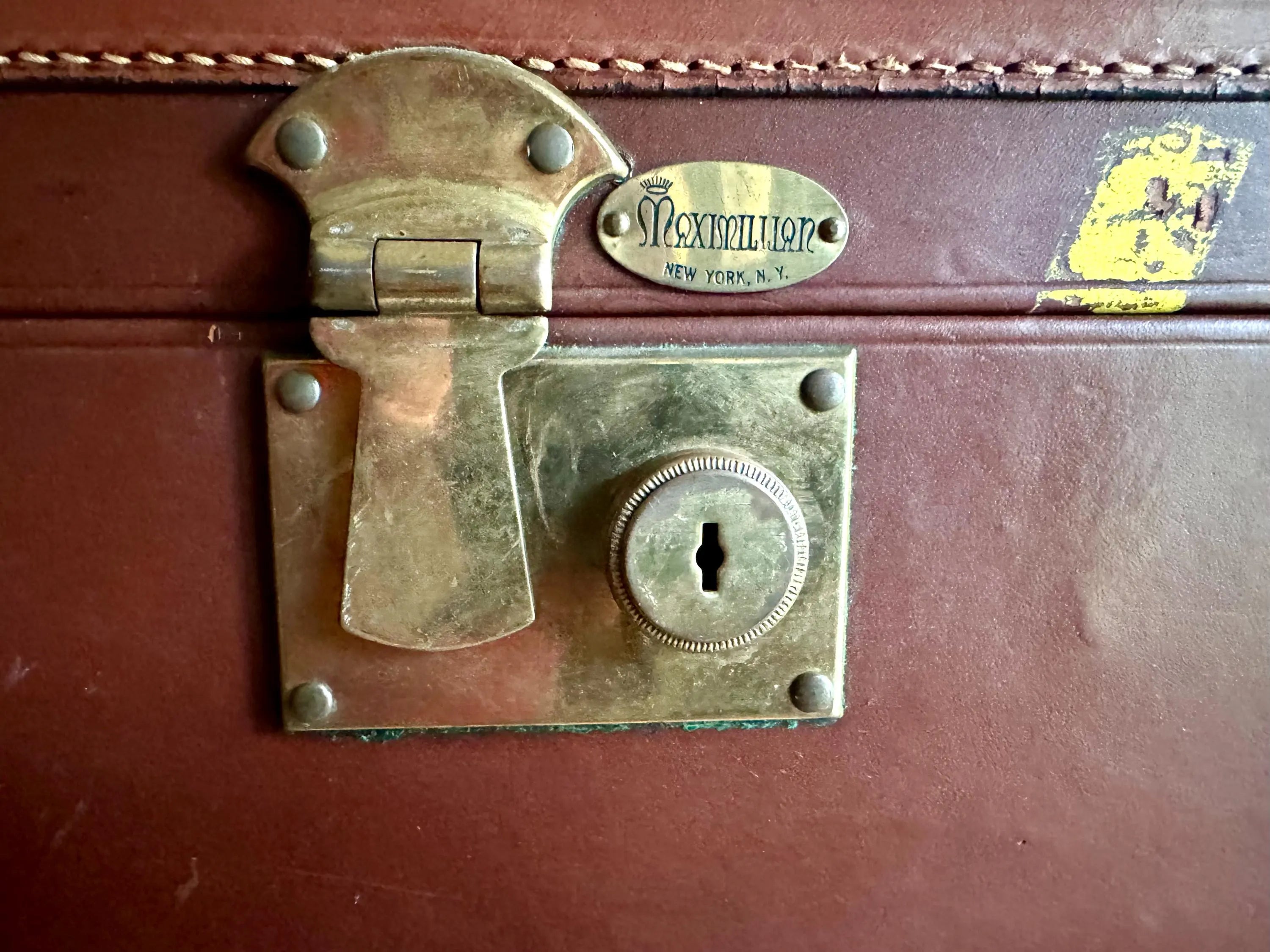 Vintage Brown Maximillian Cosmetic Case | Leather Train Case | Cowhide Makeup Case | Leather Make Up Case | Leather Storage Case