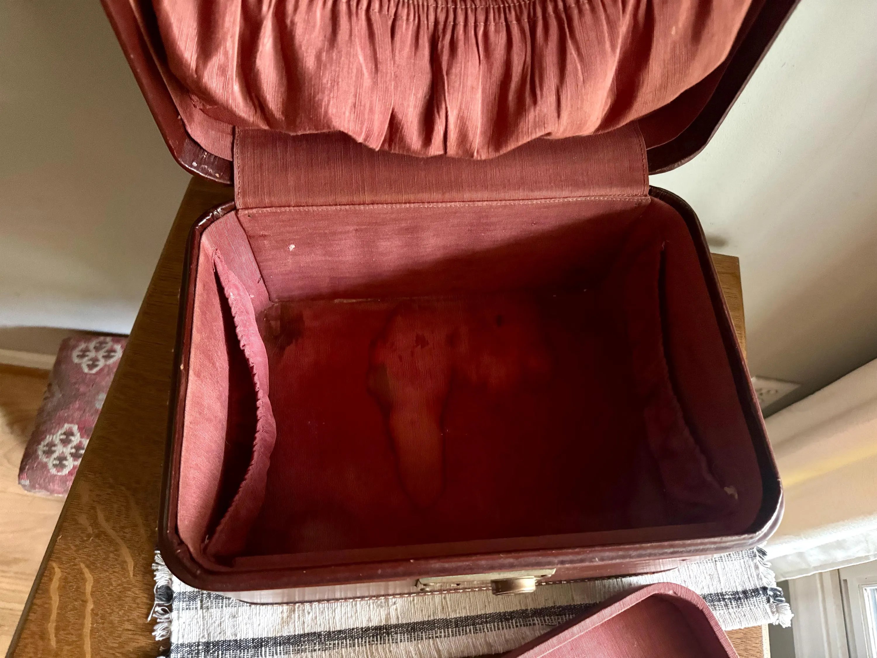 Vintage Brown Maximillian Cosmetic Case | Leather Train Case | Cowhide Makeup Case | Leather Make Up Case | Leather Storage Case